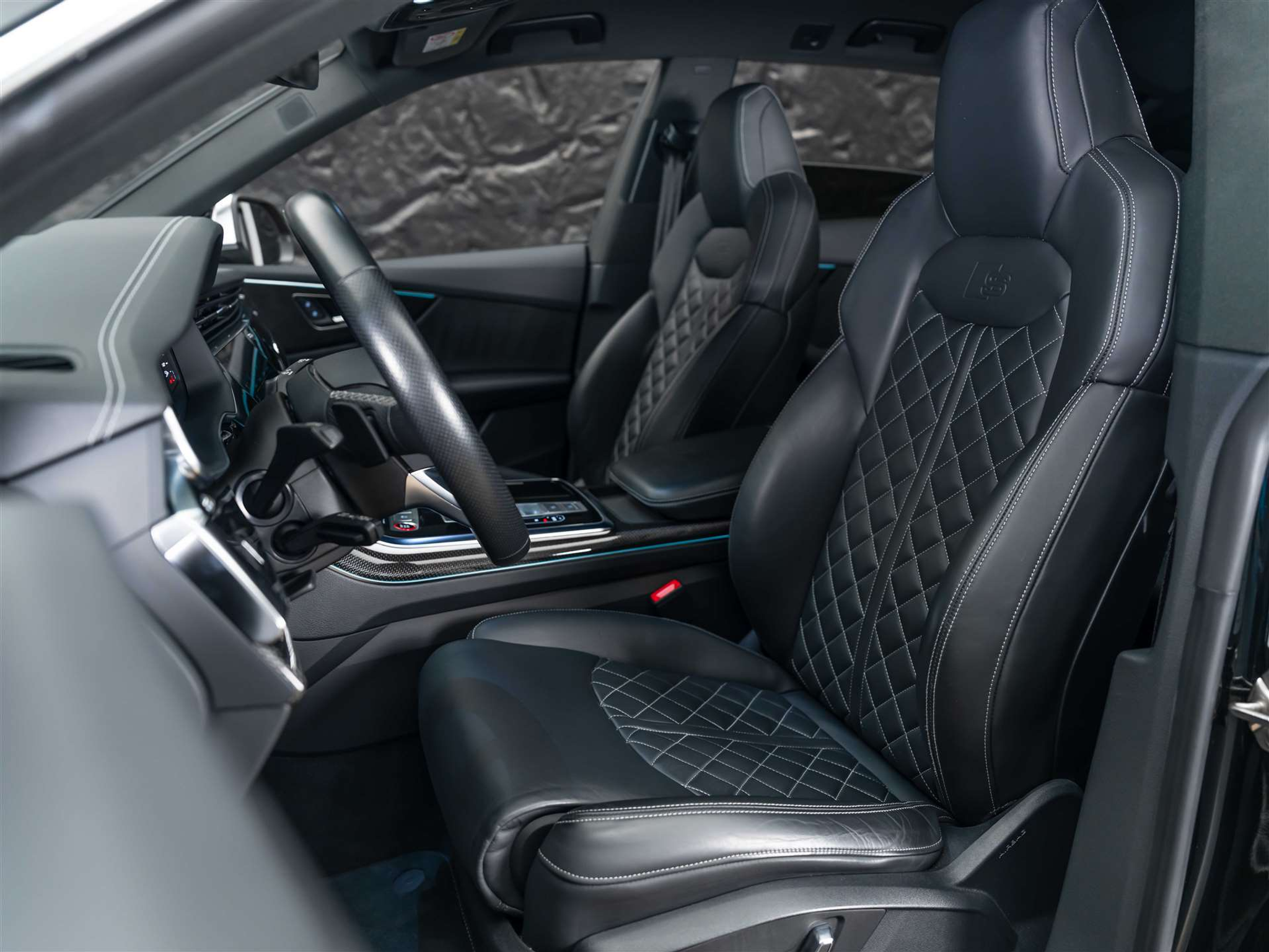 listing desktop thumbnail image 9