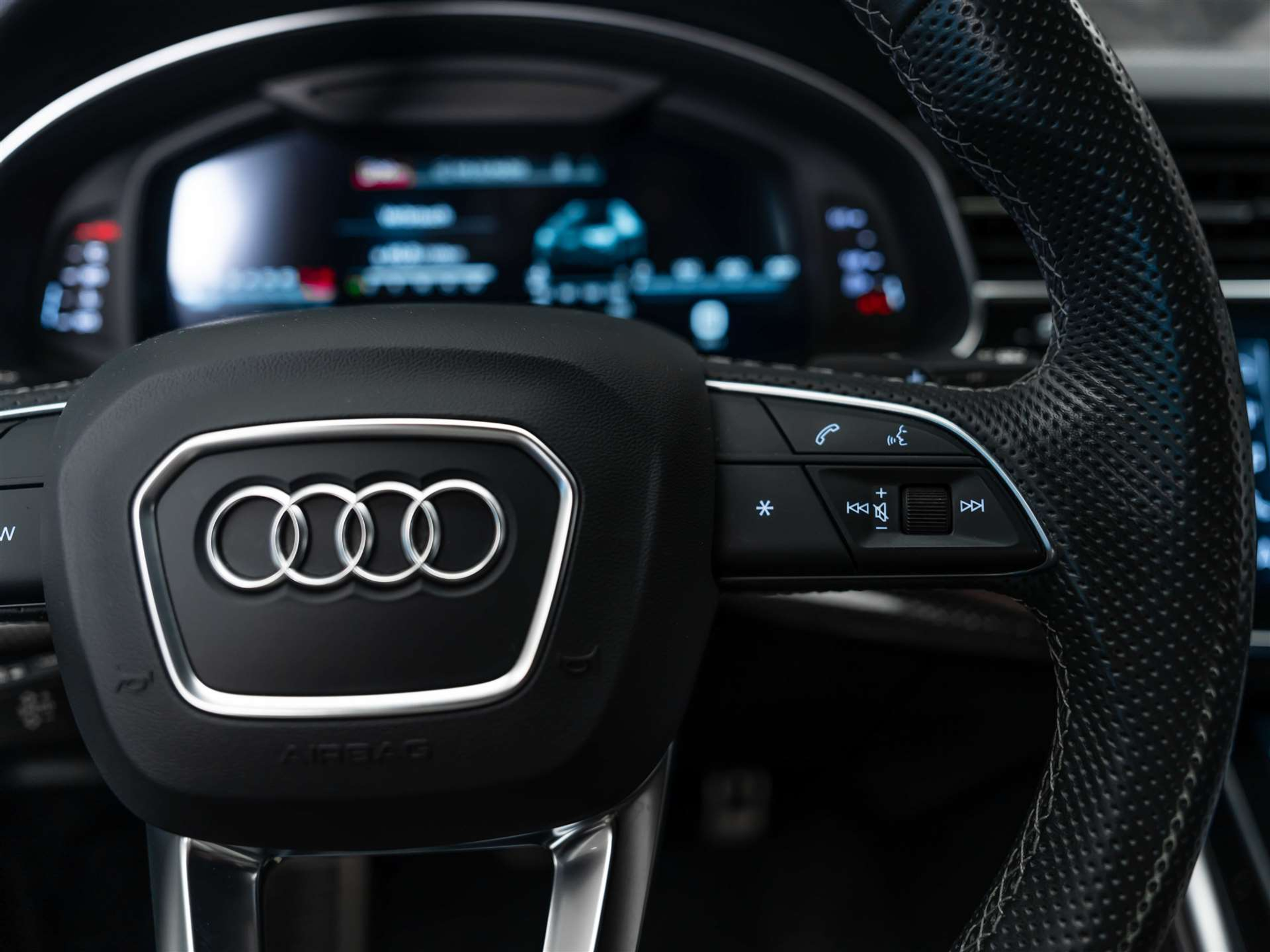 listing desktop thumbnail image 35