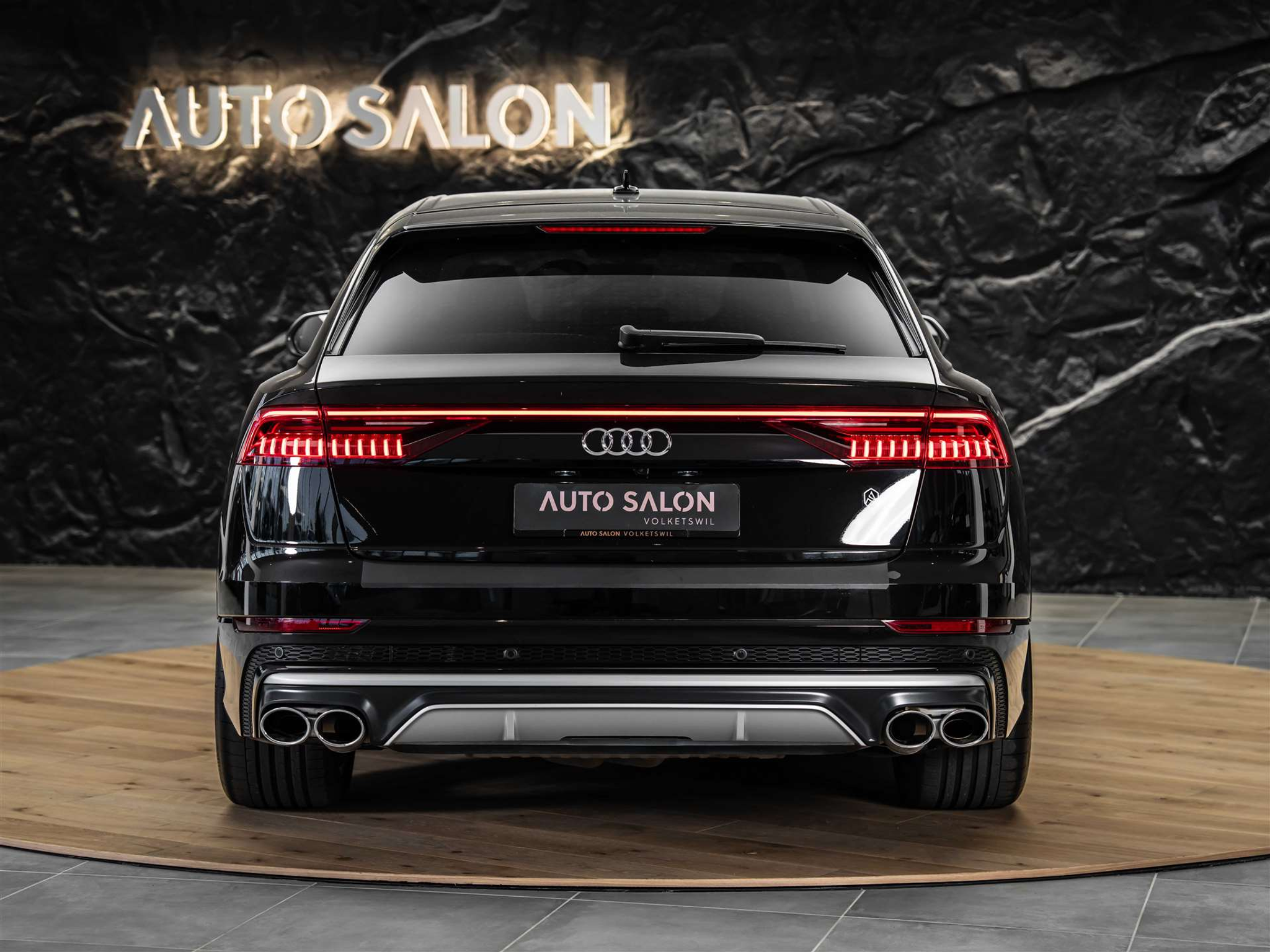 listing desktop thumbnail image 3