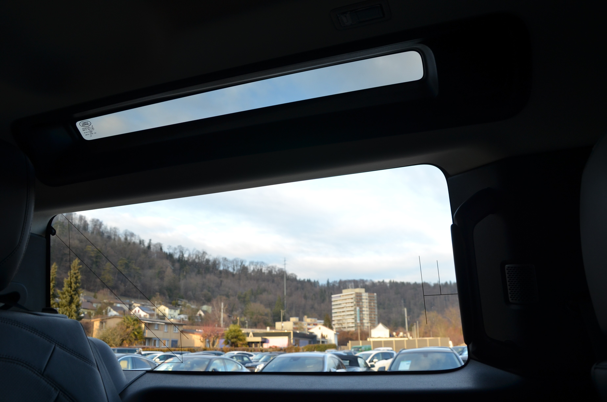 listing desktop thumbnail image 17