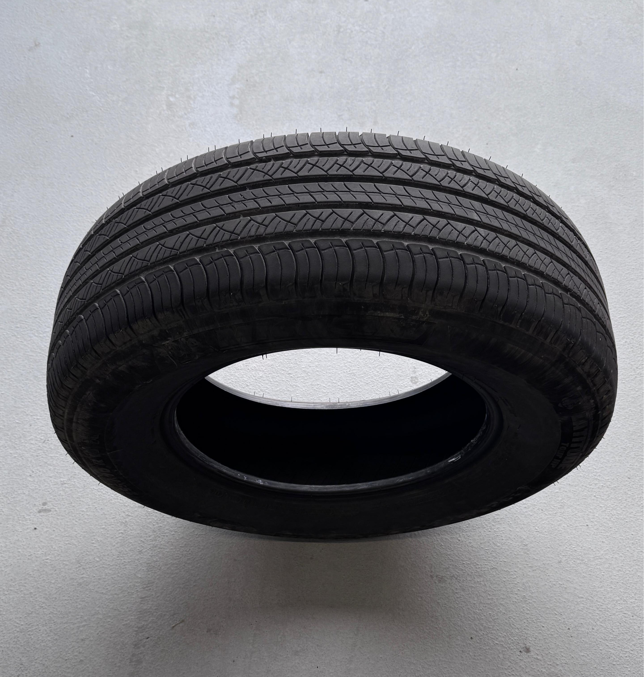 listing desktop thumbnail image 23