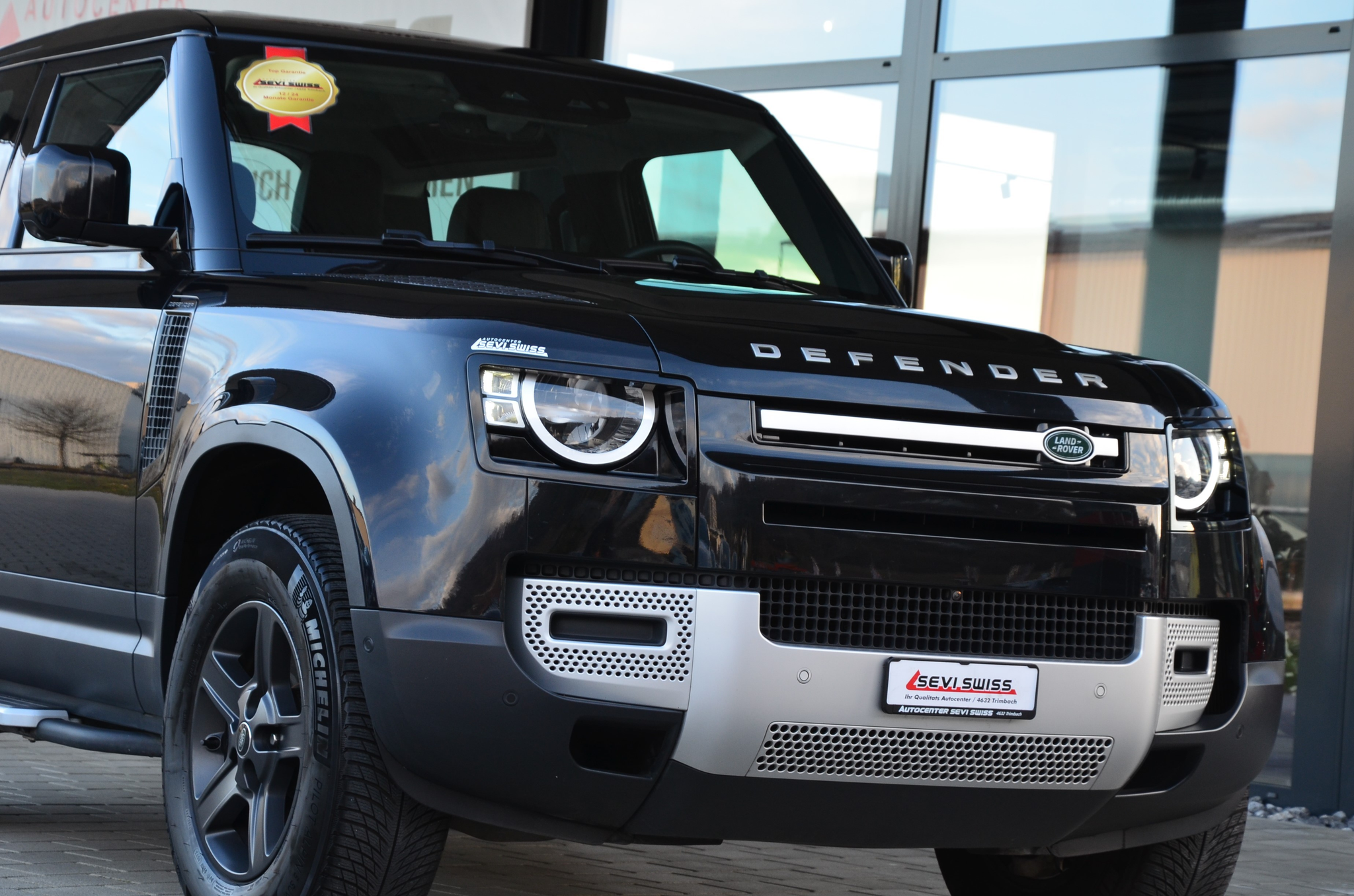 listing desktop thumbnail image 2