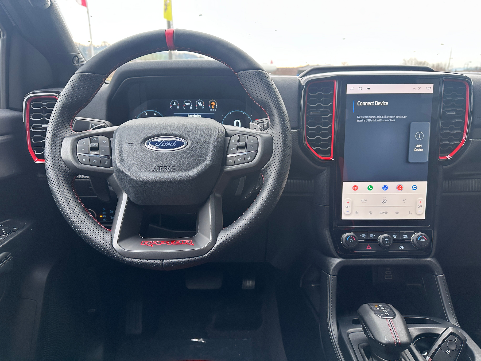 listing desktop thumbnail image 12