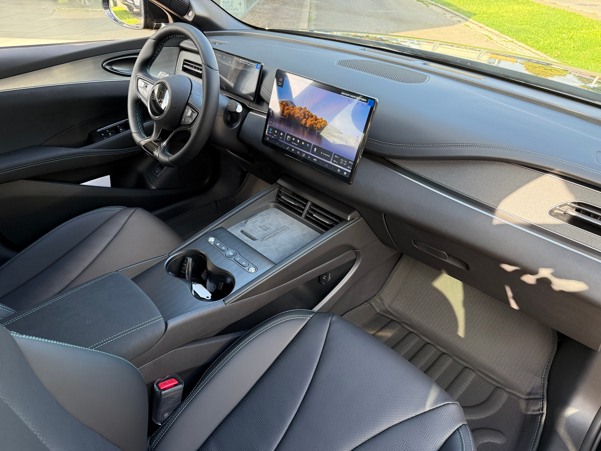 listing desktop thumbnail image 10