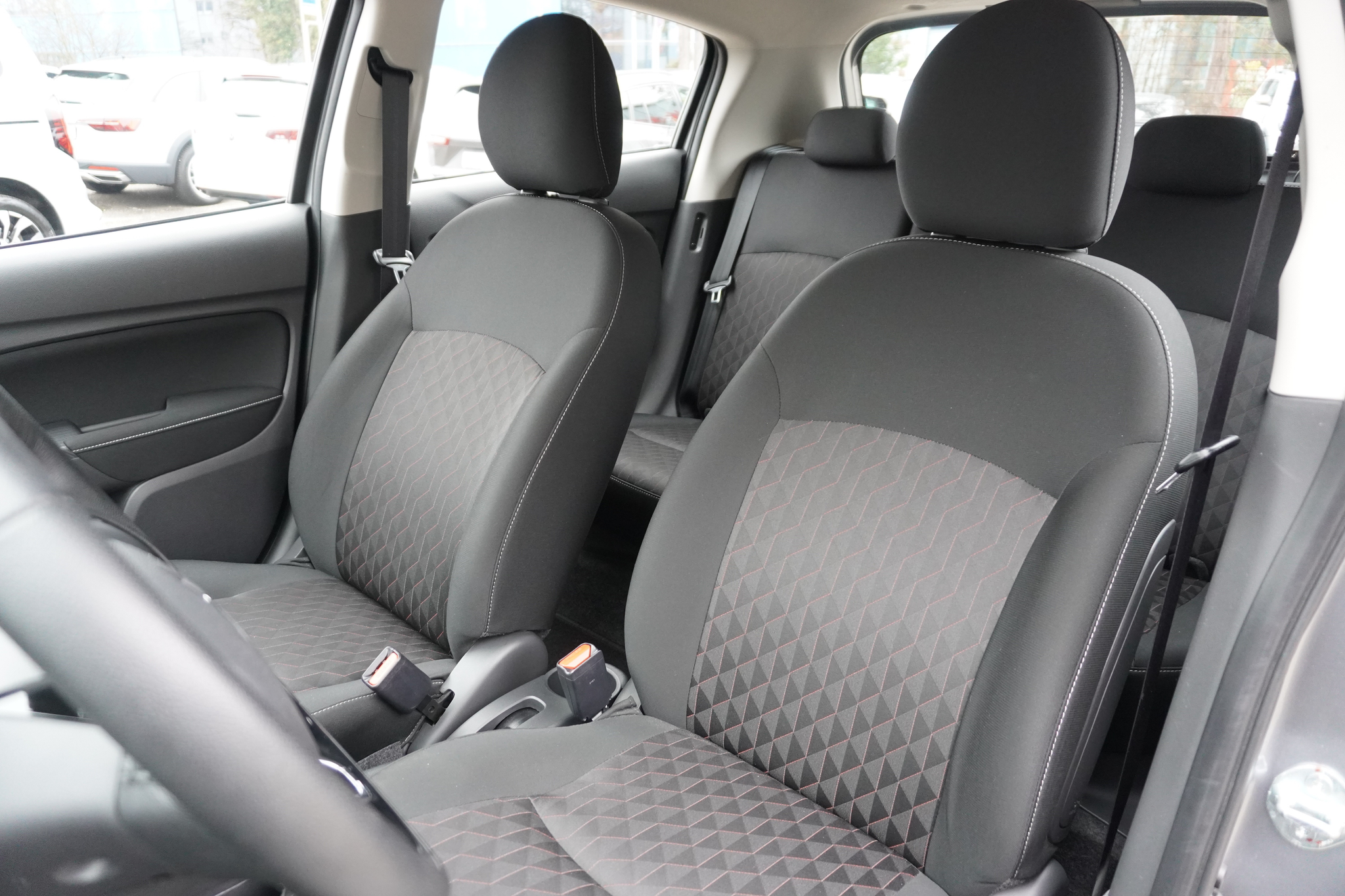 listing desktop thumbnail image 10