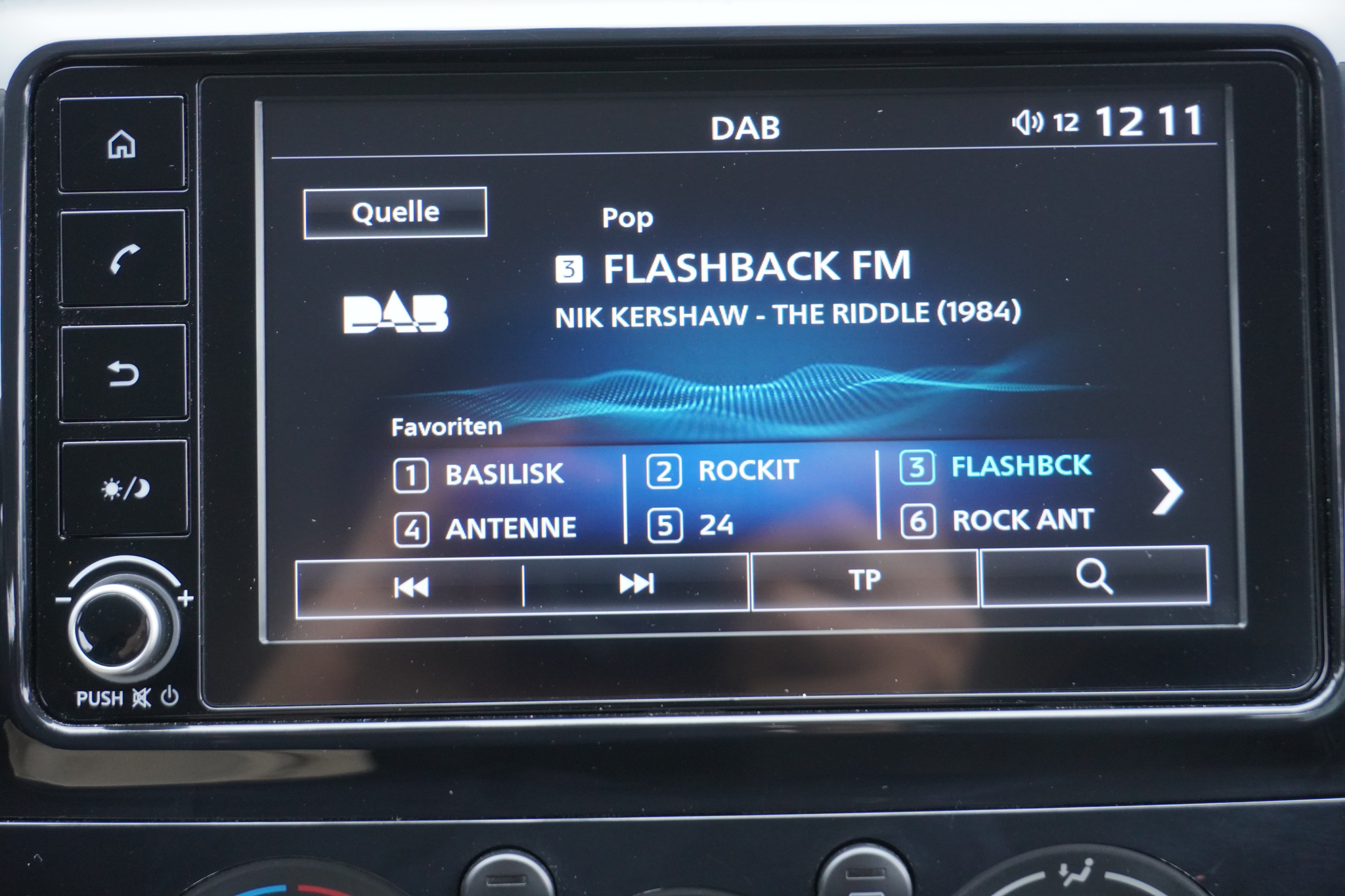 listing desktop thumbnail image 16