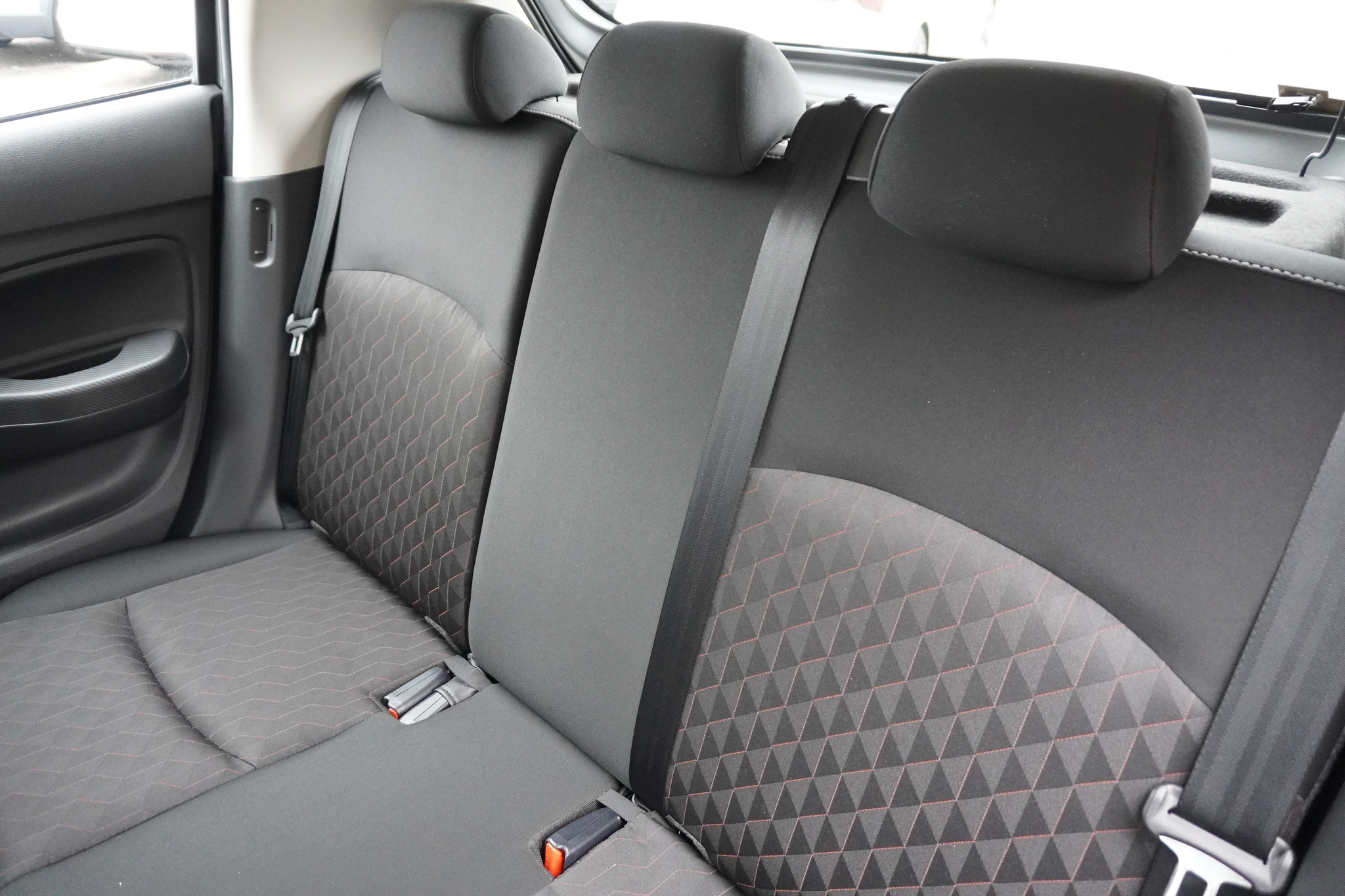 listing desktop thumbnail image 11