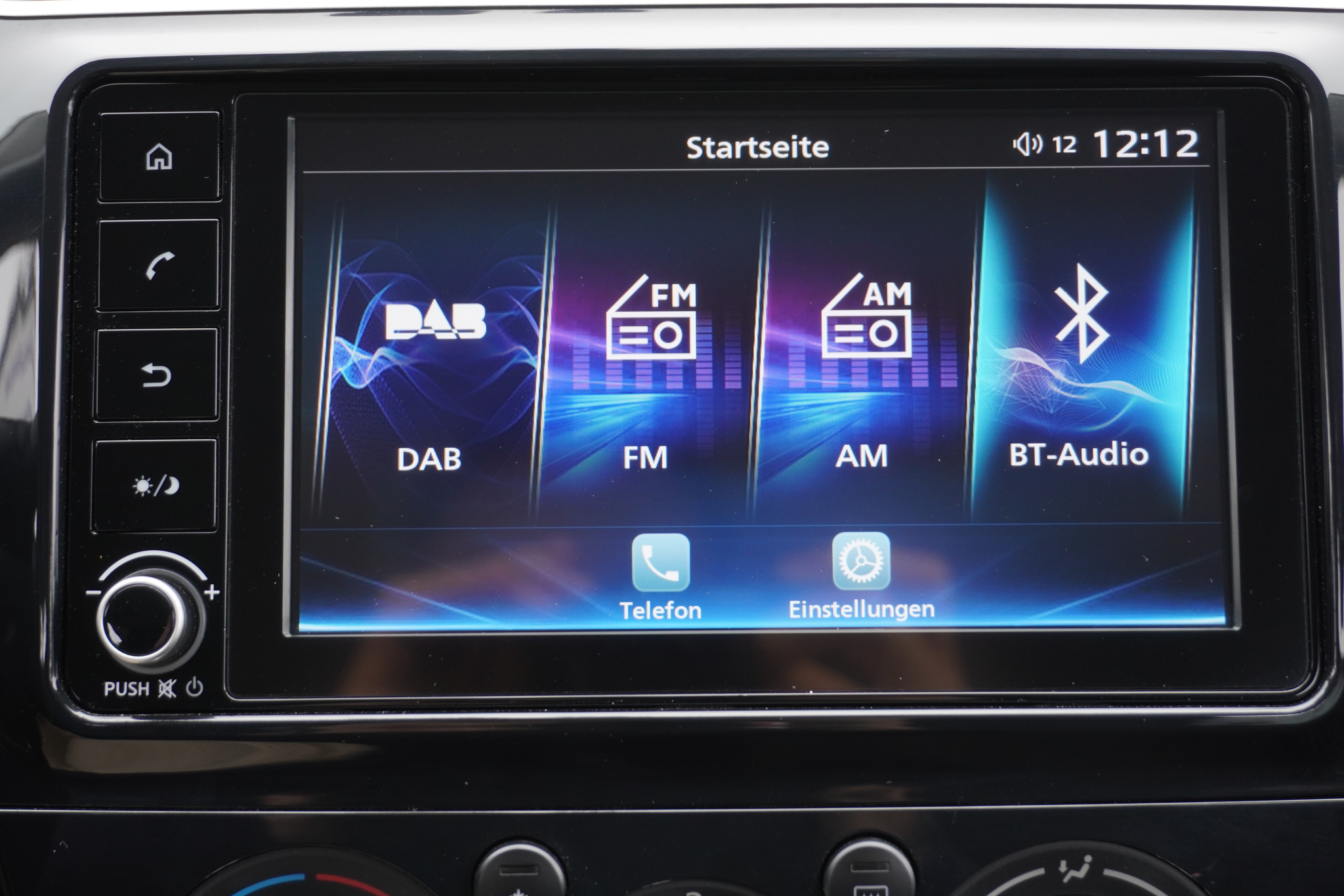 listing desktop thumbnail image 17