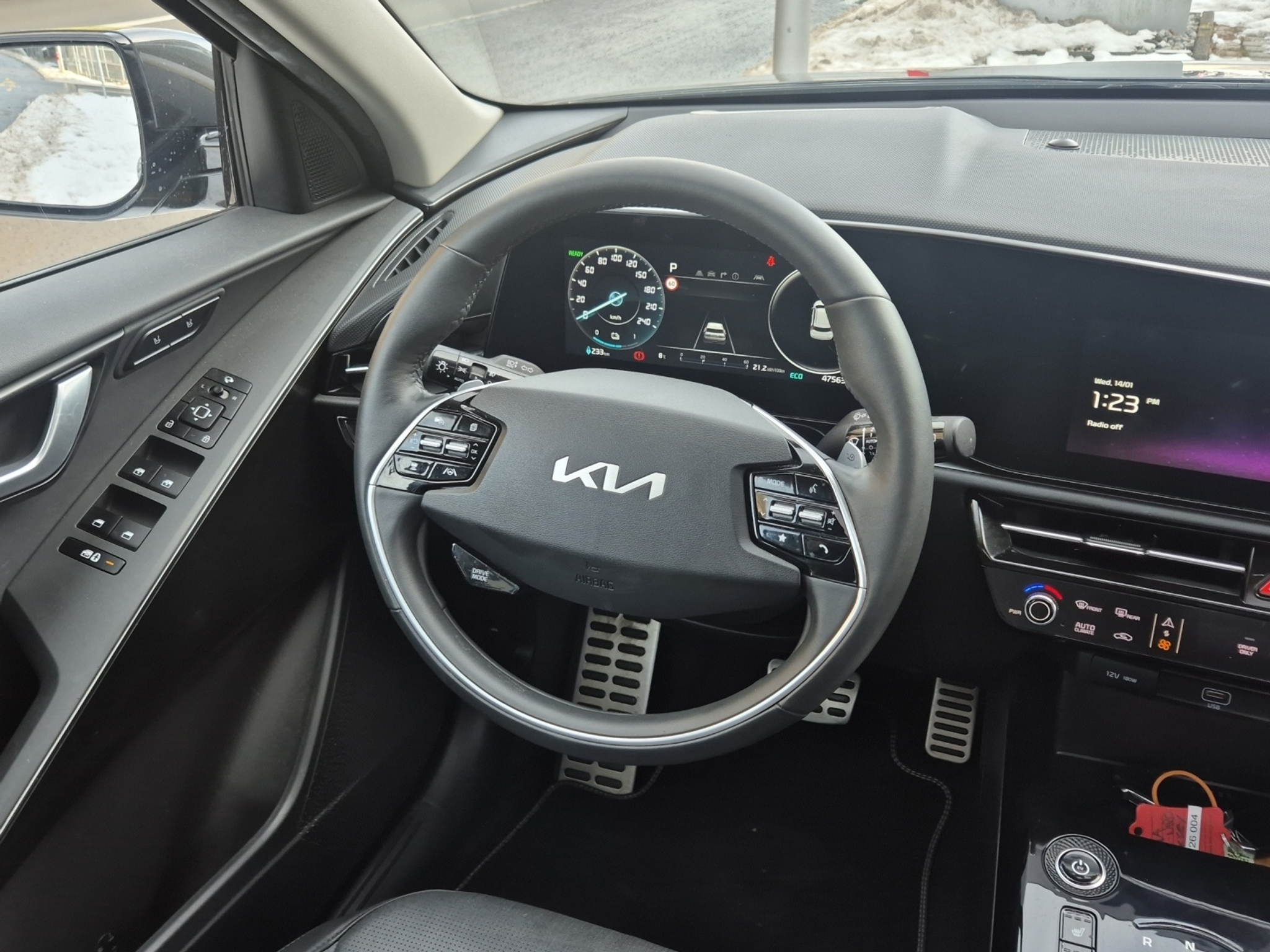 listing desktop thumbnail image 15