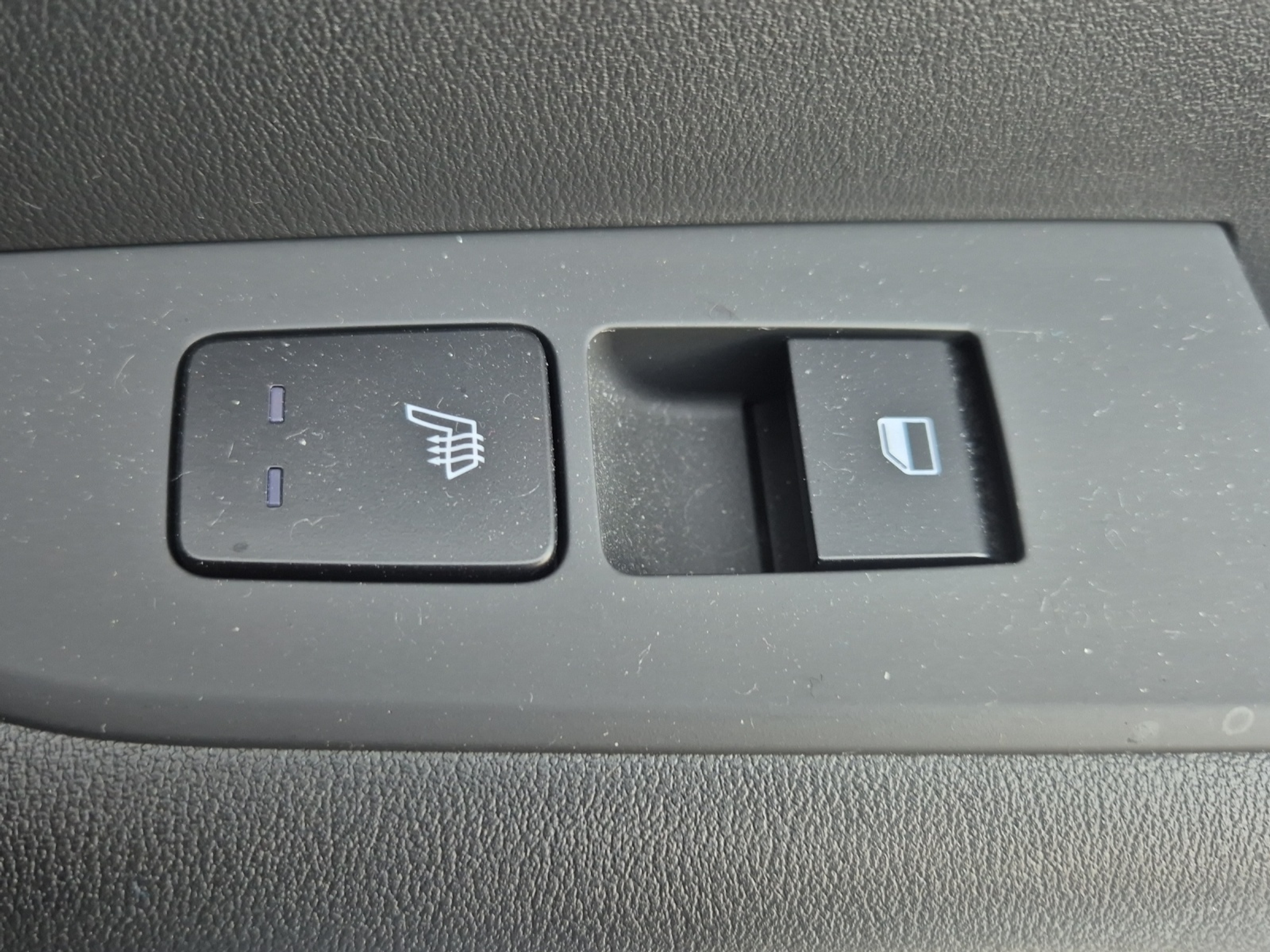 listing desktop thumbnail image 28