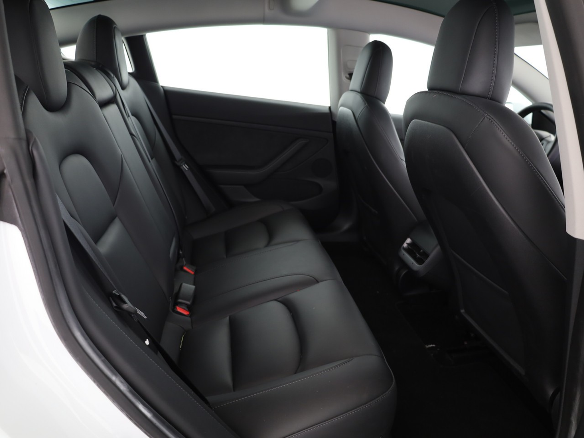 listing desktop thumbnail image 10