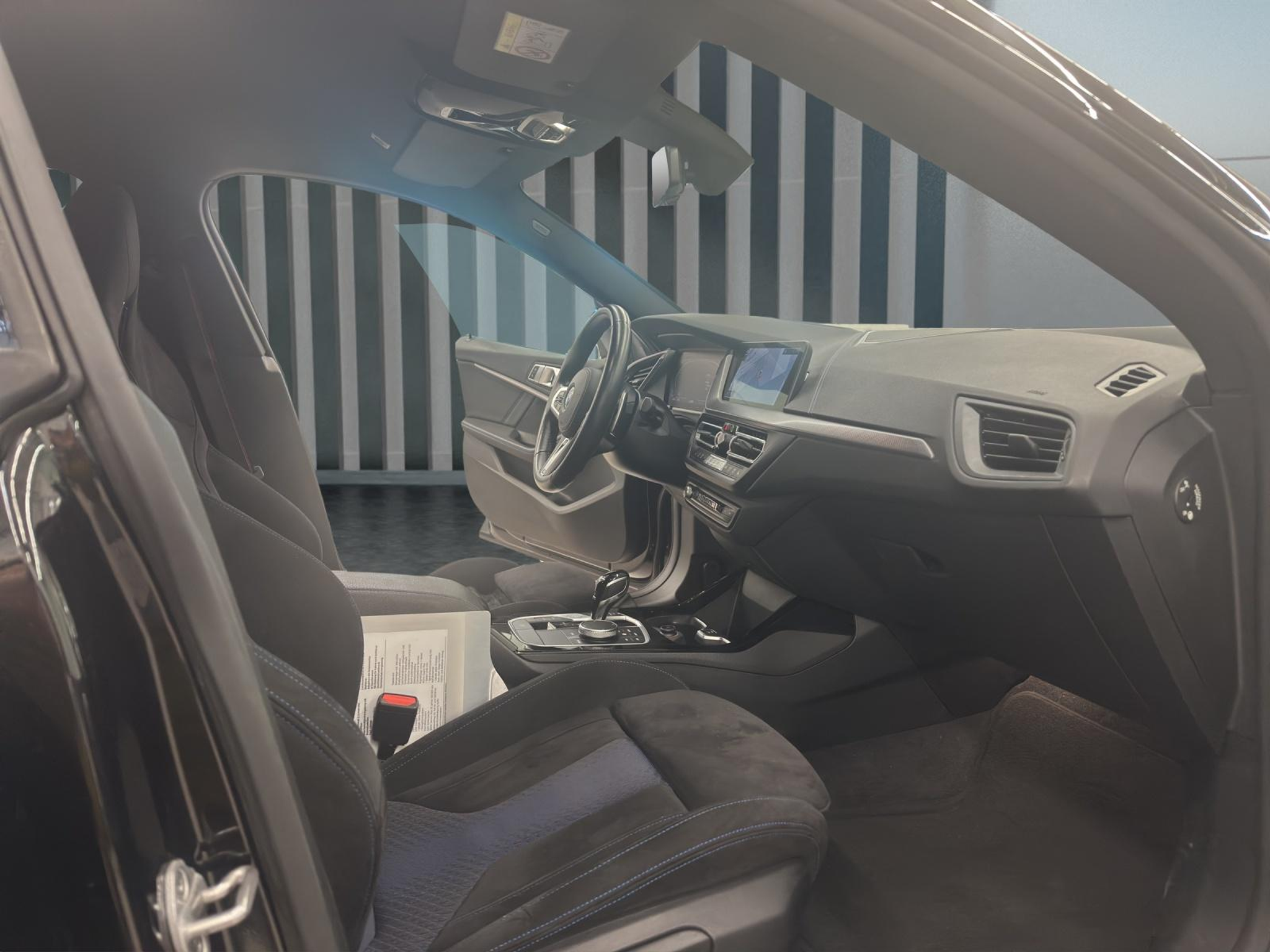 listing desktop thumbnail image 15