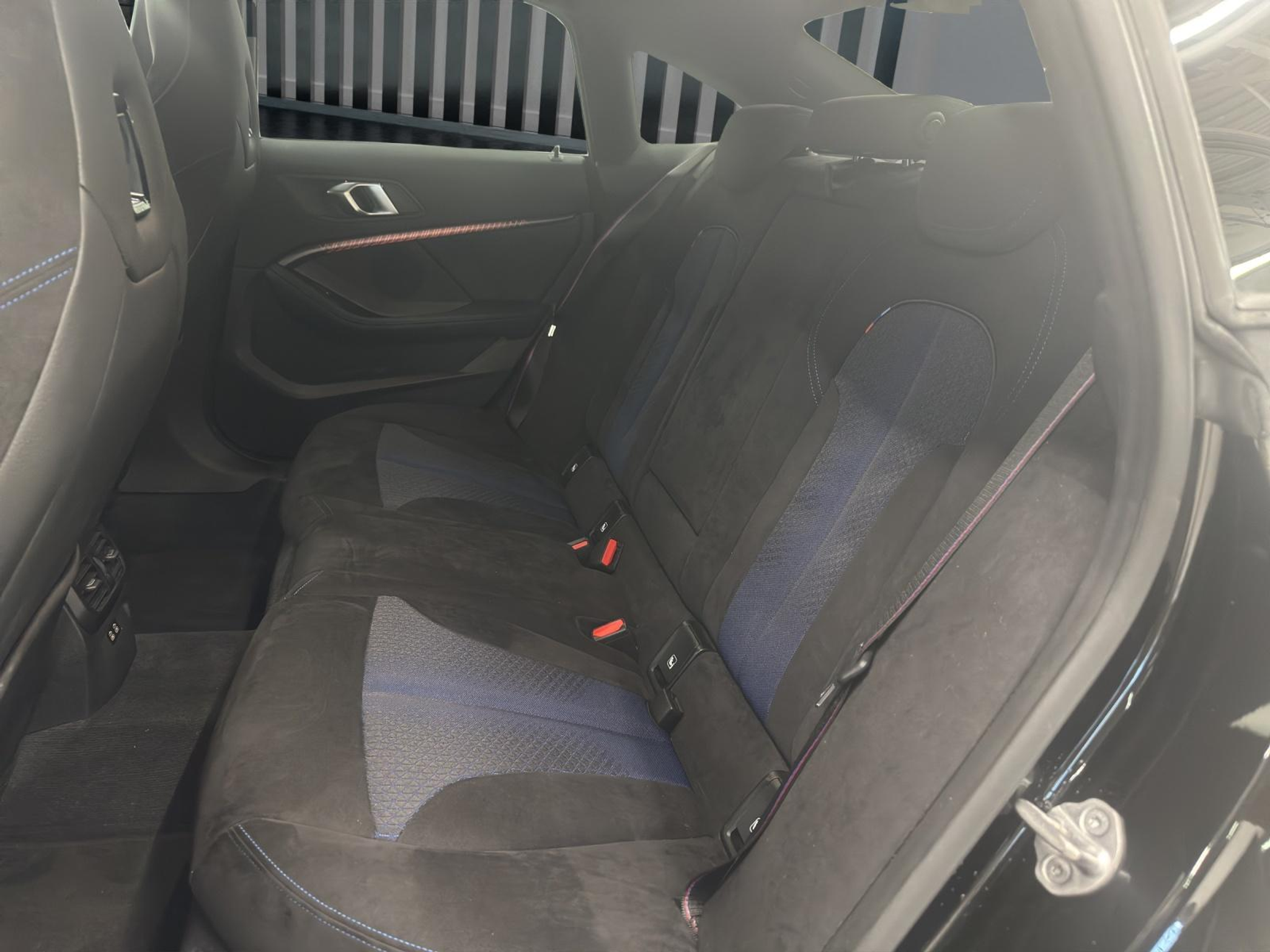 listing desktop thumbnail image 19