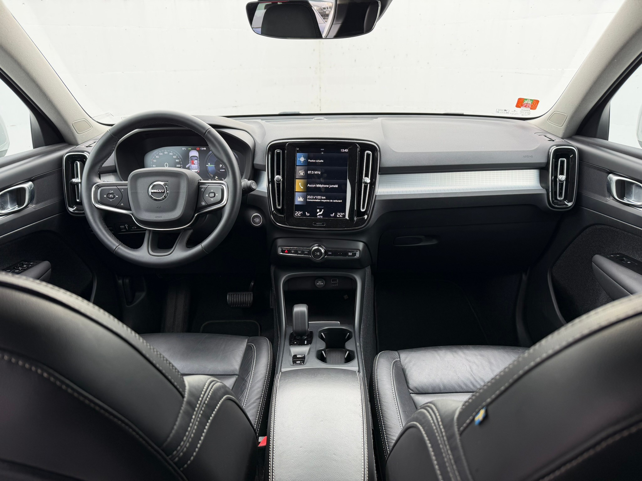 listing desktop thumbnail image 9