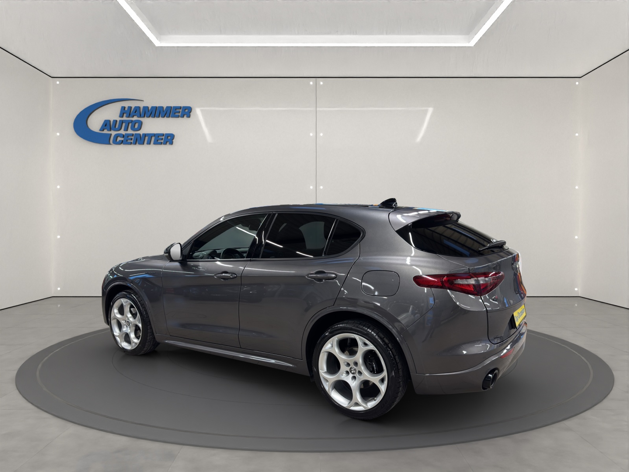 listing desktop thumbnail image 1