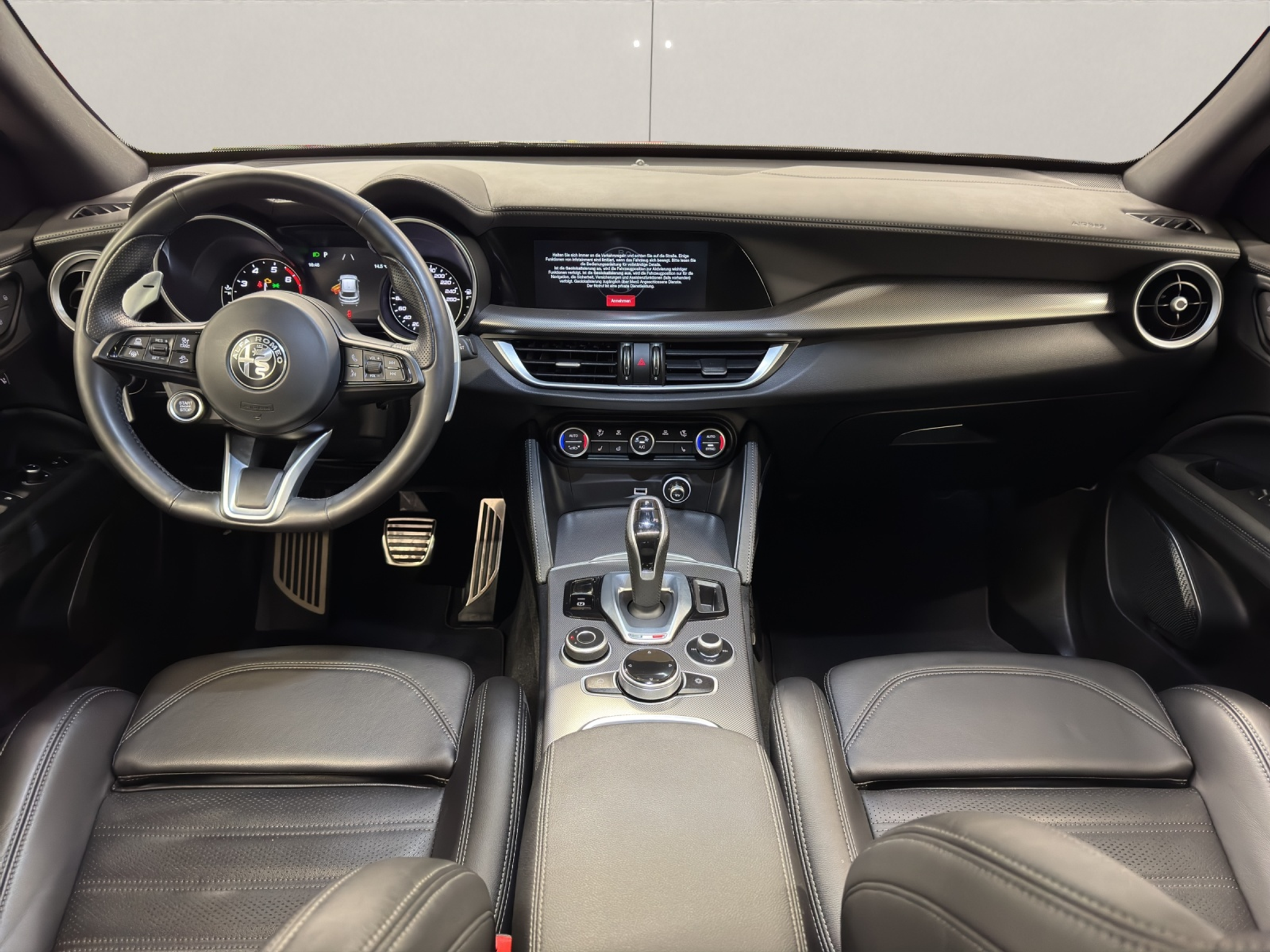 listing desktop thumbnail image 14