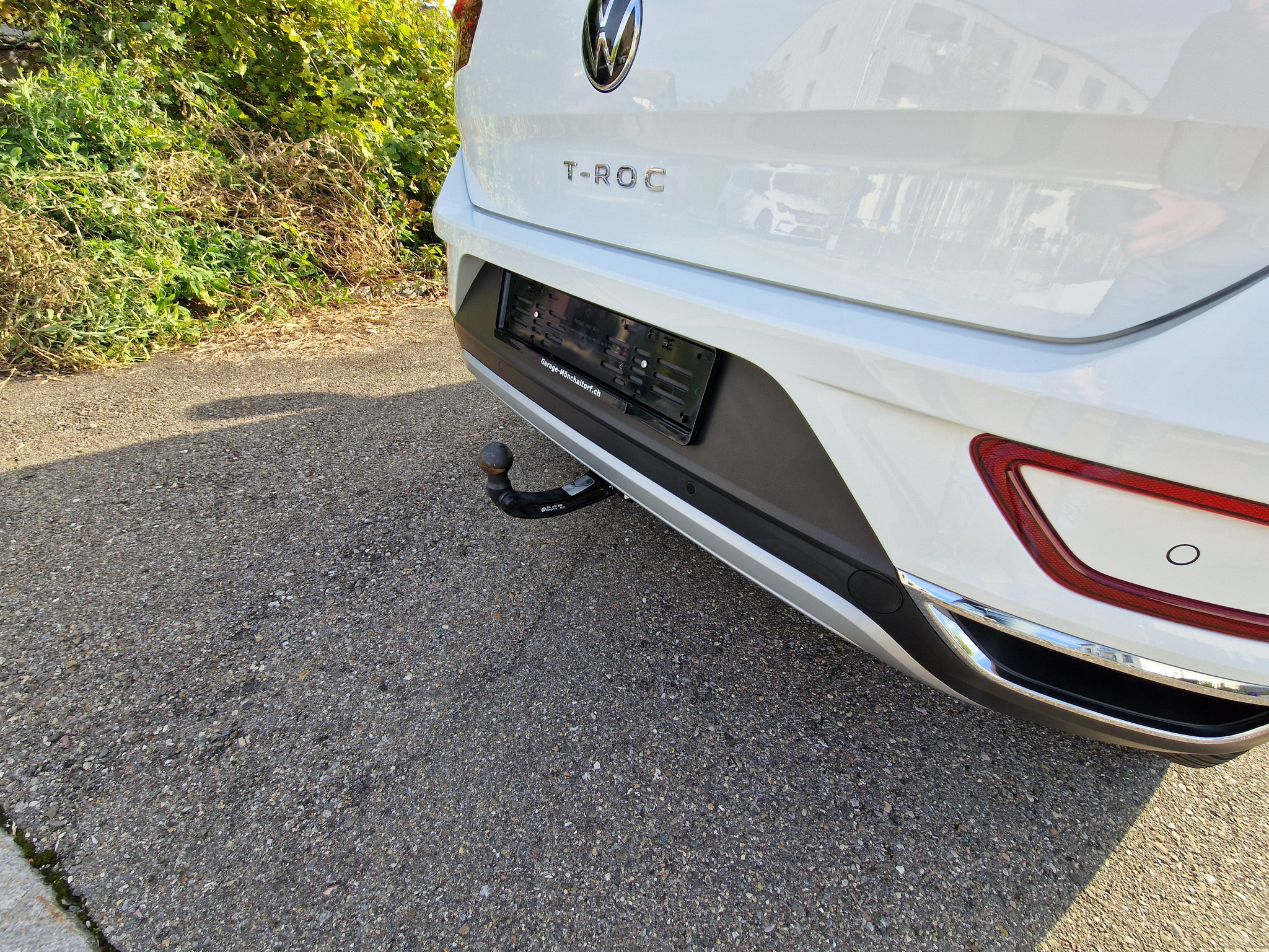 listing desktop thumbnail image 8