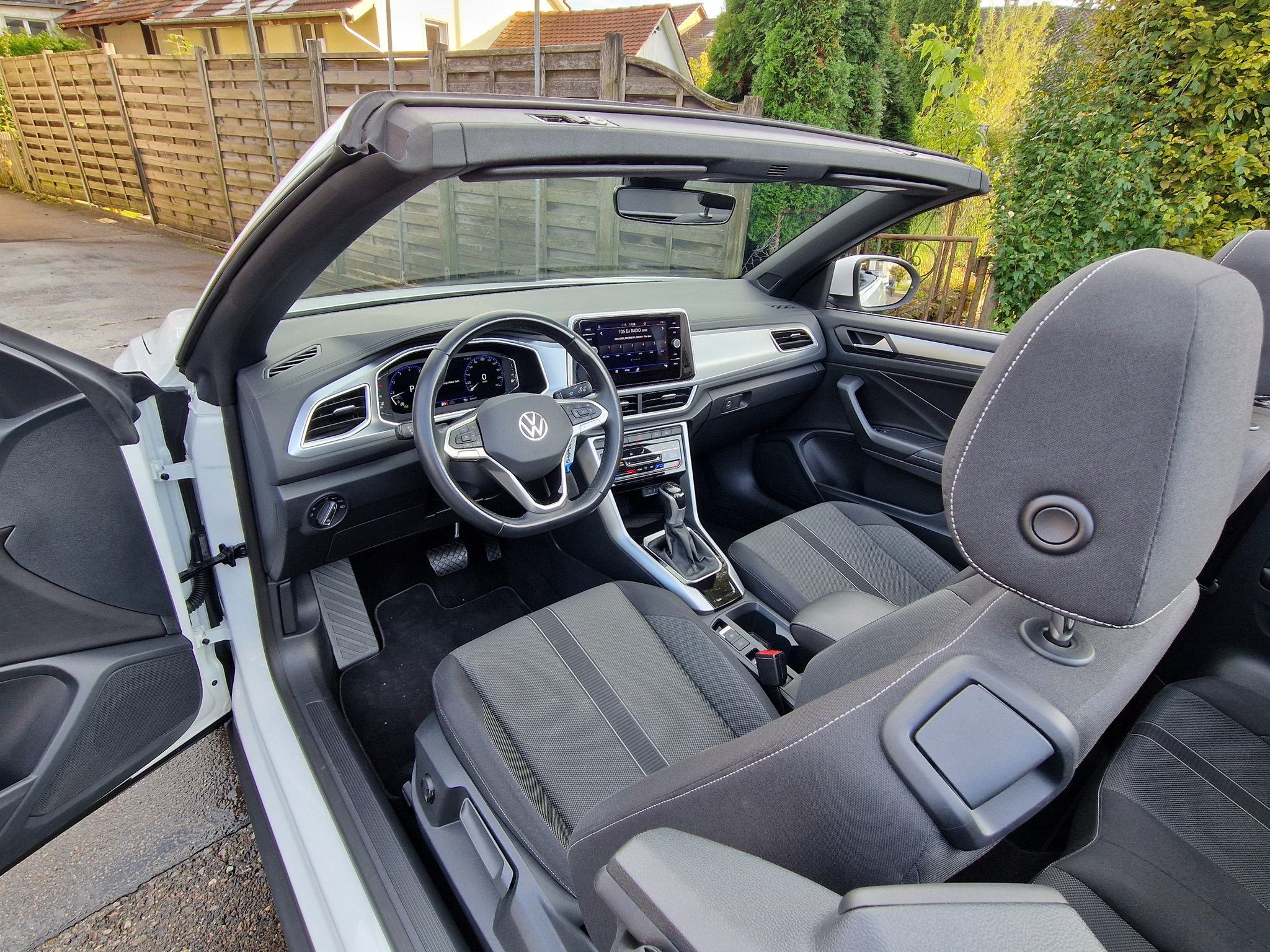 listing desktop thumbnail image 12