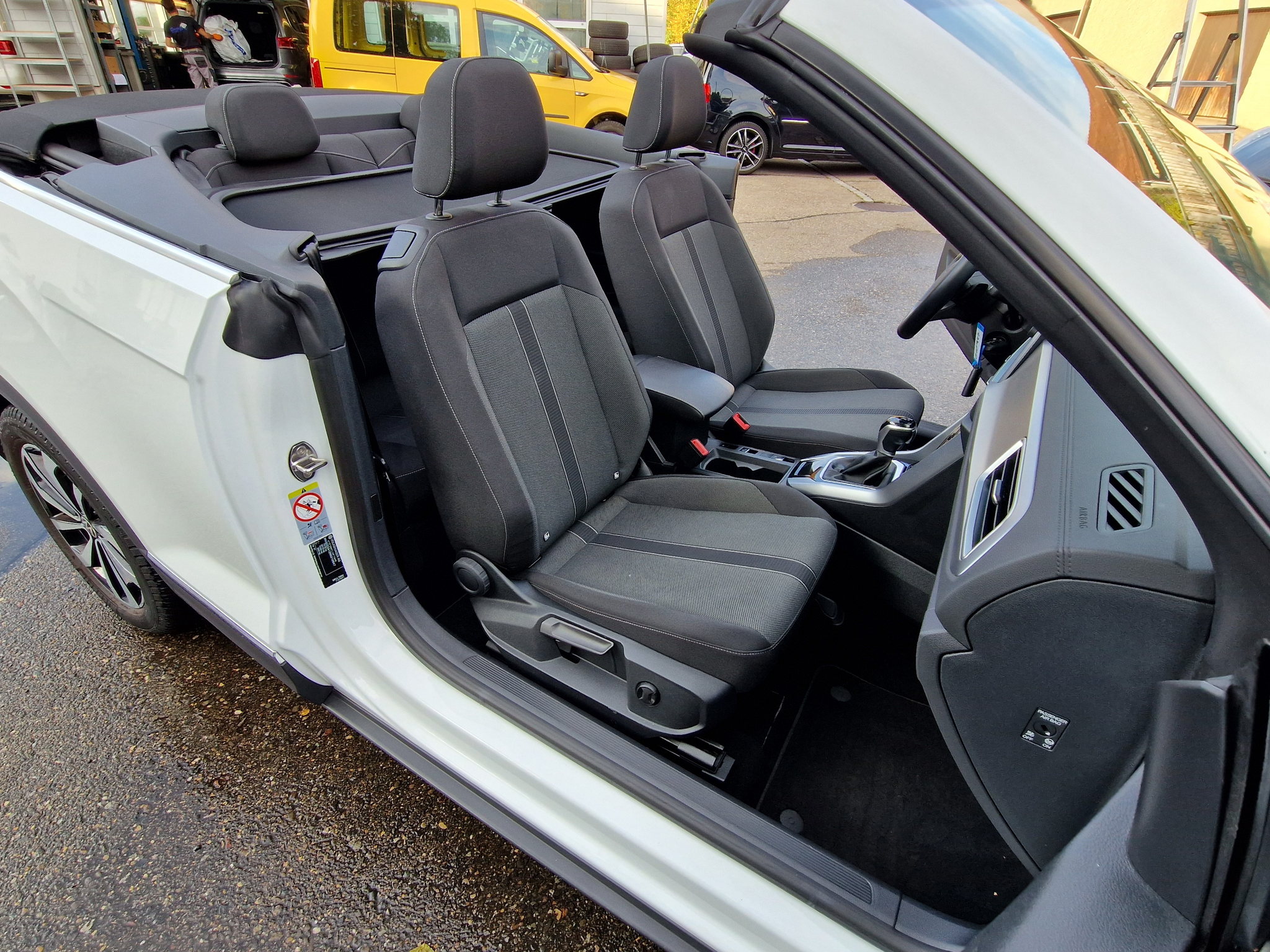 listing desktop thumbnail image 14