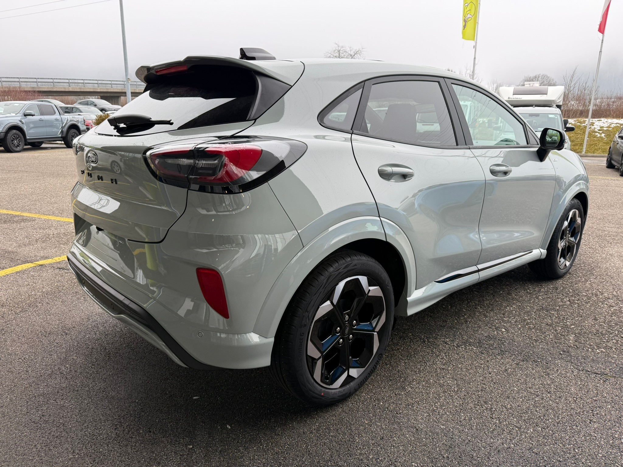 listing desktop thumbnail image 5