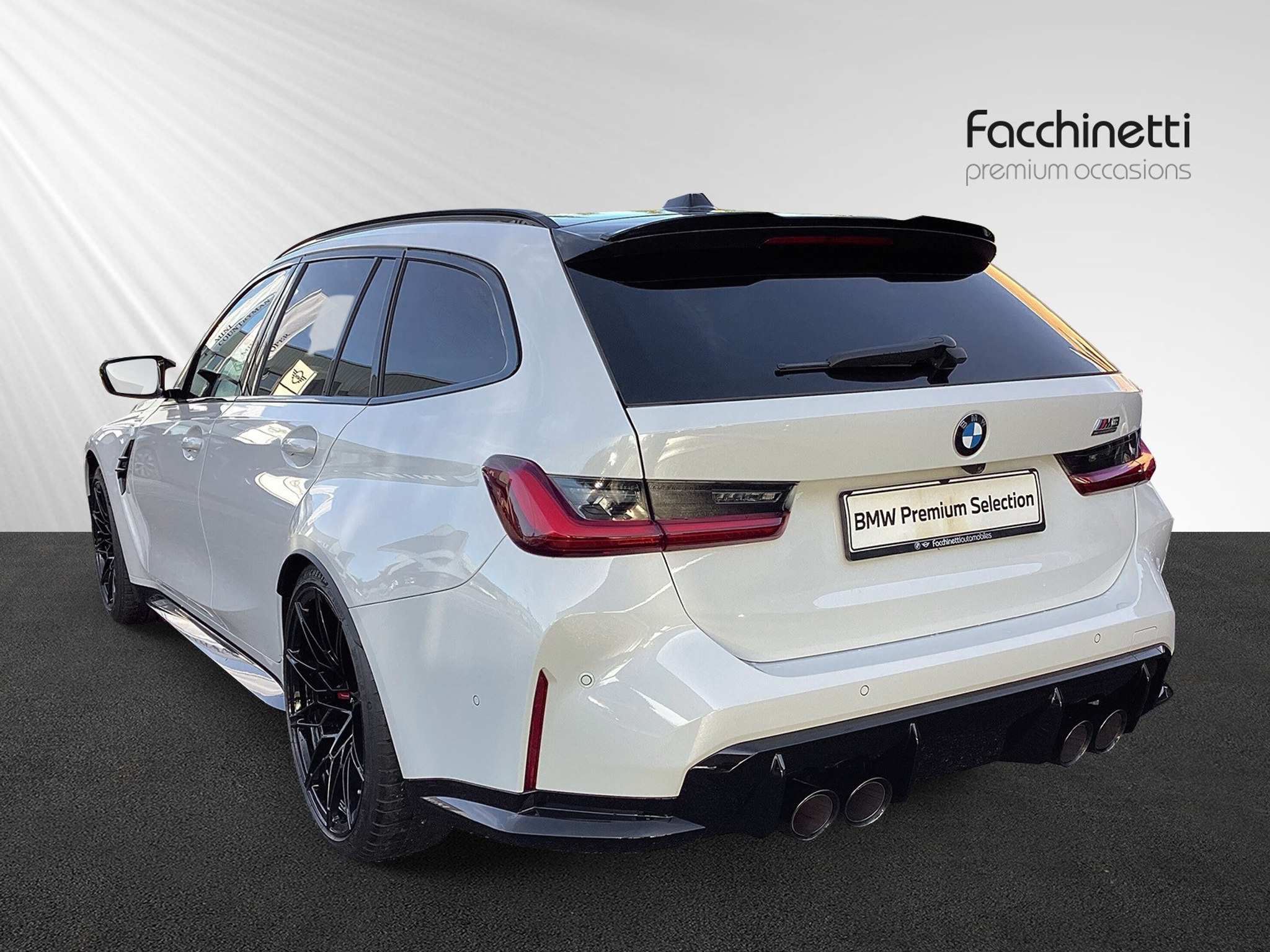 listing desktop thumbnail image 2