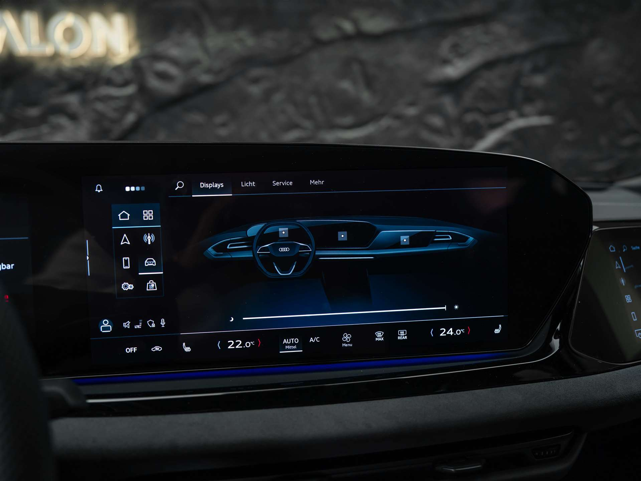 listing desktop thumbnail image 40