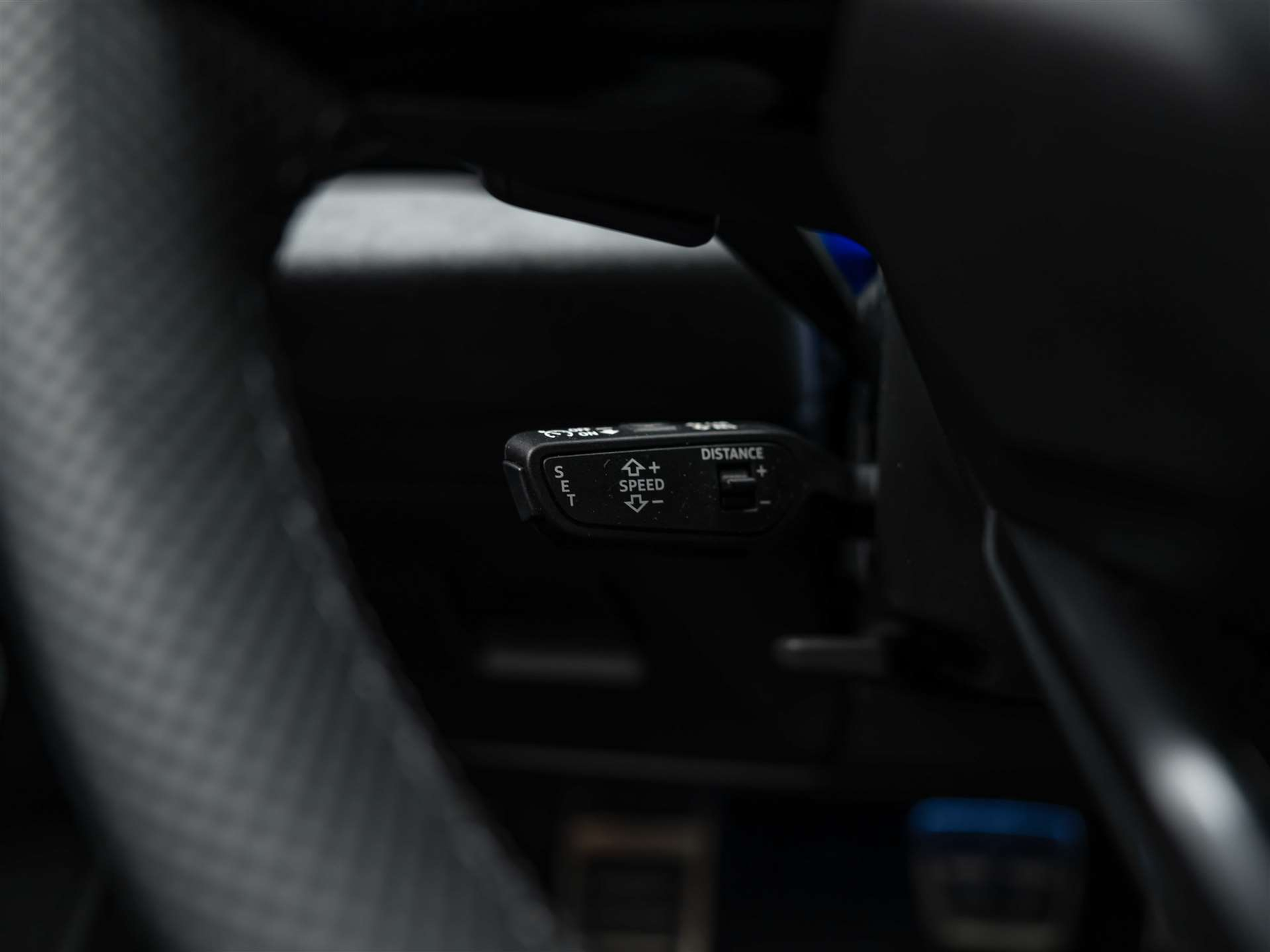 listing desktop thumbnail image 28