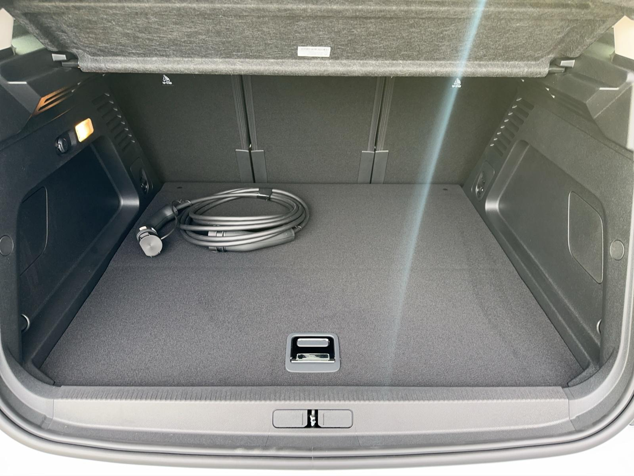 listing desktop thumbnail image 18