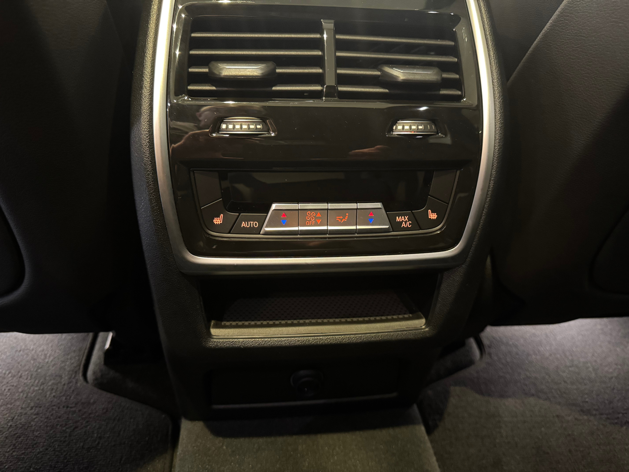 listing desktop thumbnail image 16