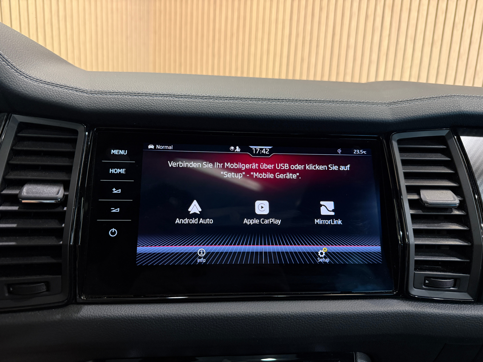 listing desktop thumbnail image 15