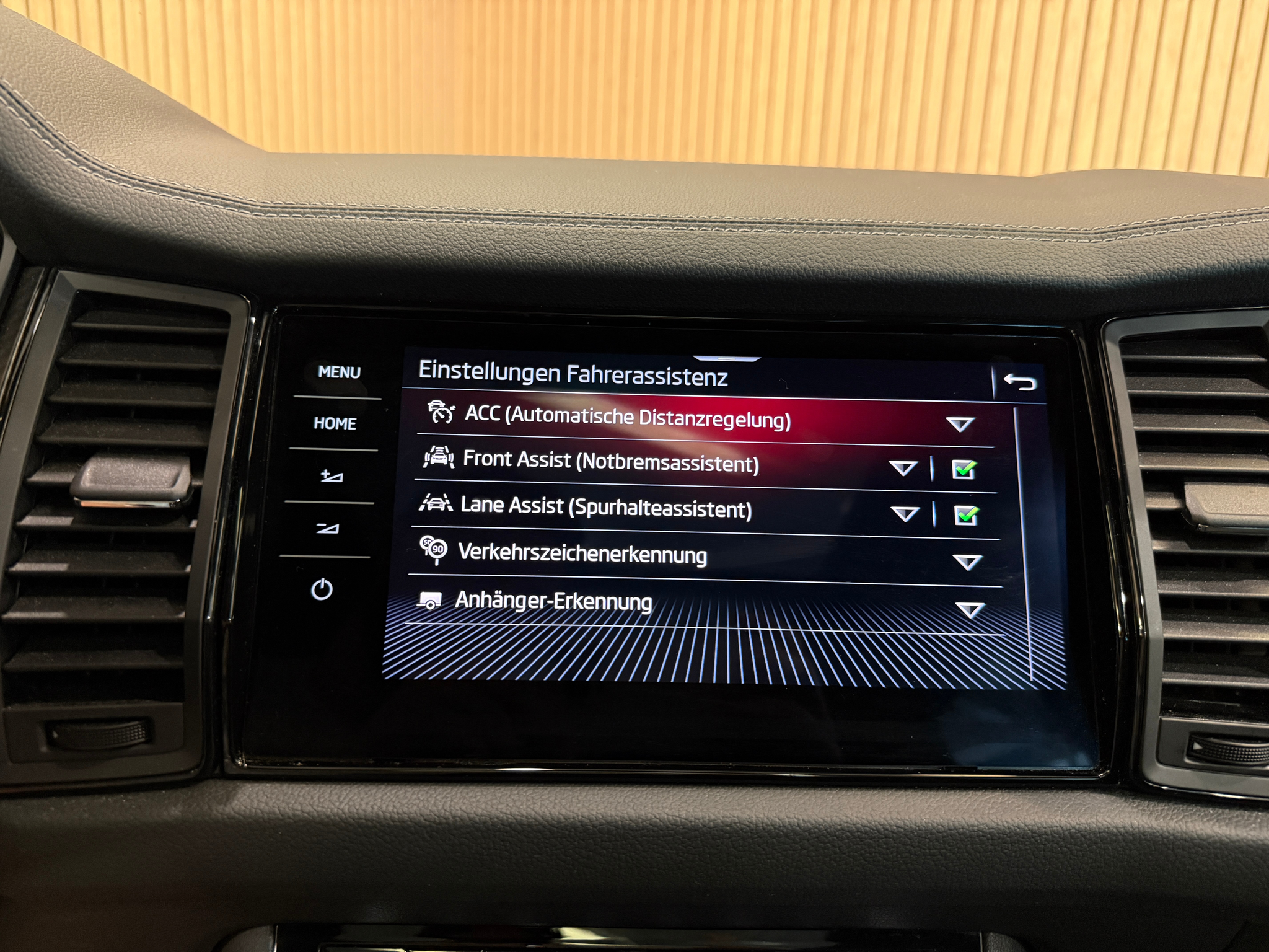 listing desktop thumbnail image 13