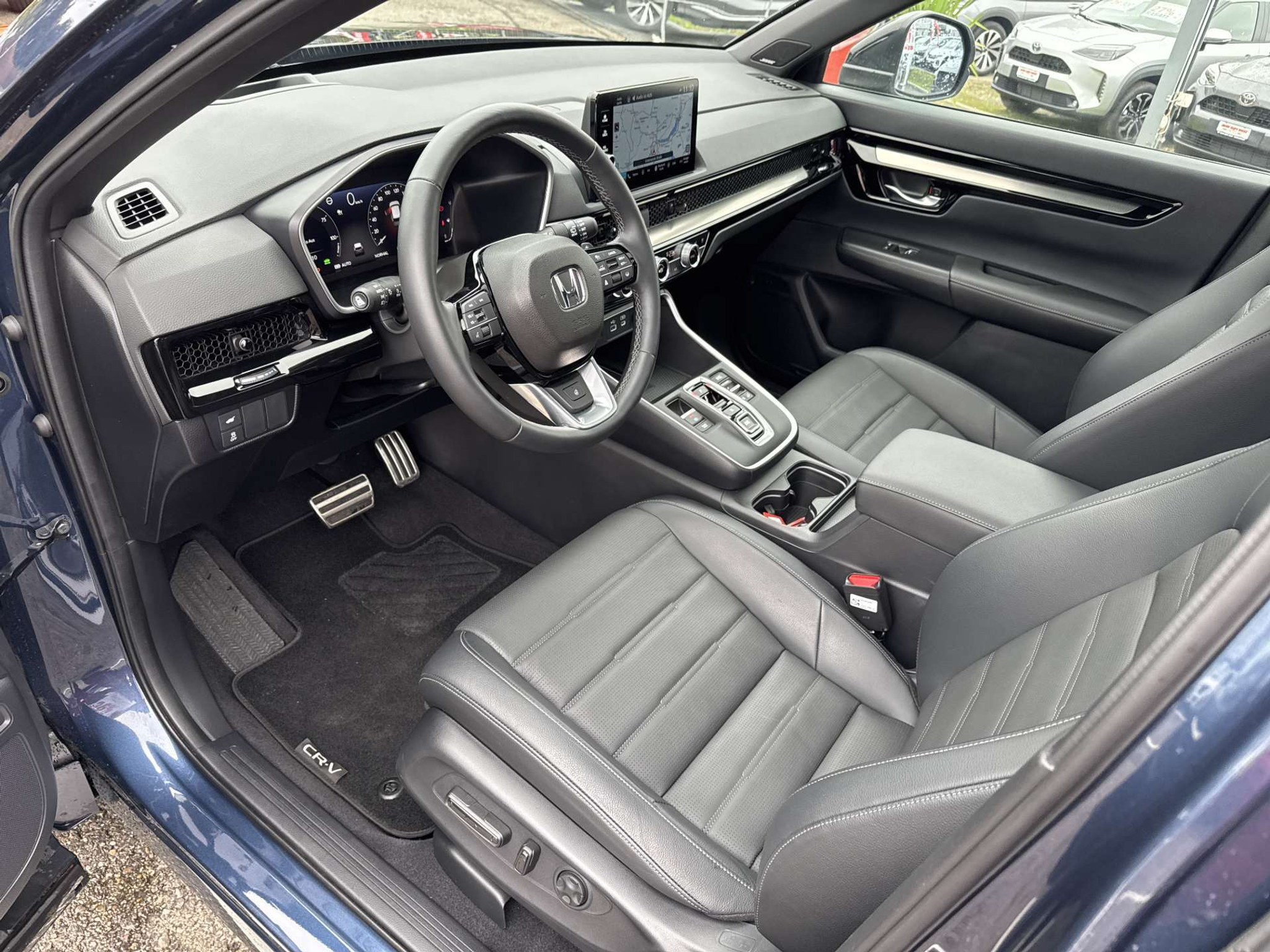 listing desktop thumbnail image 5