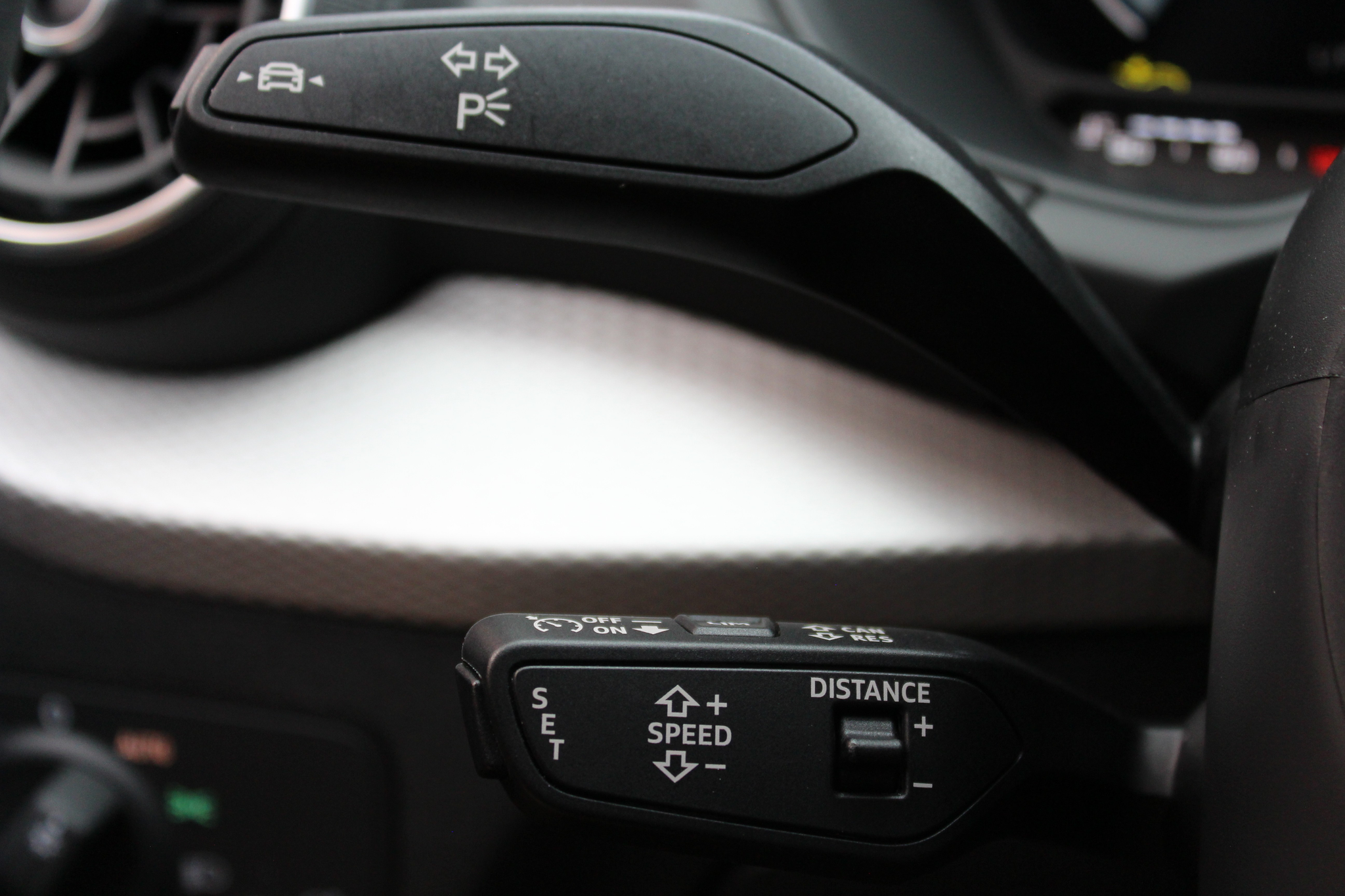 listing desktop thumbnail image 10