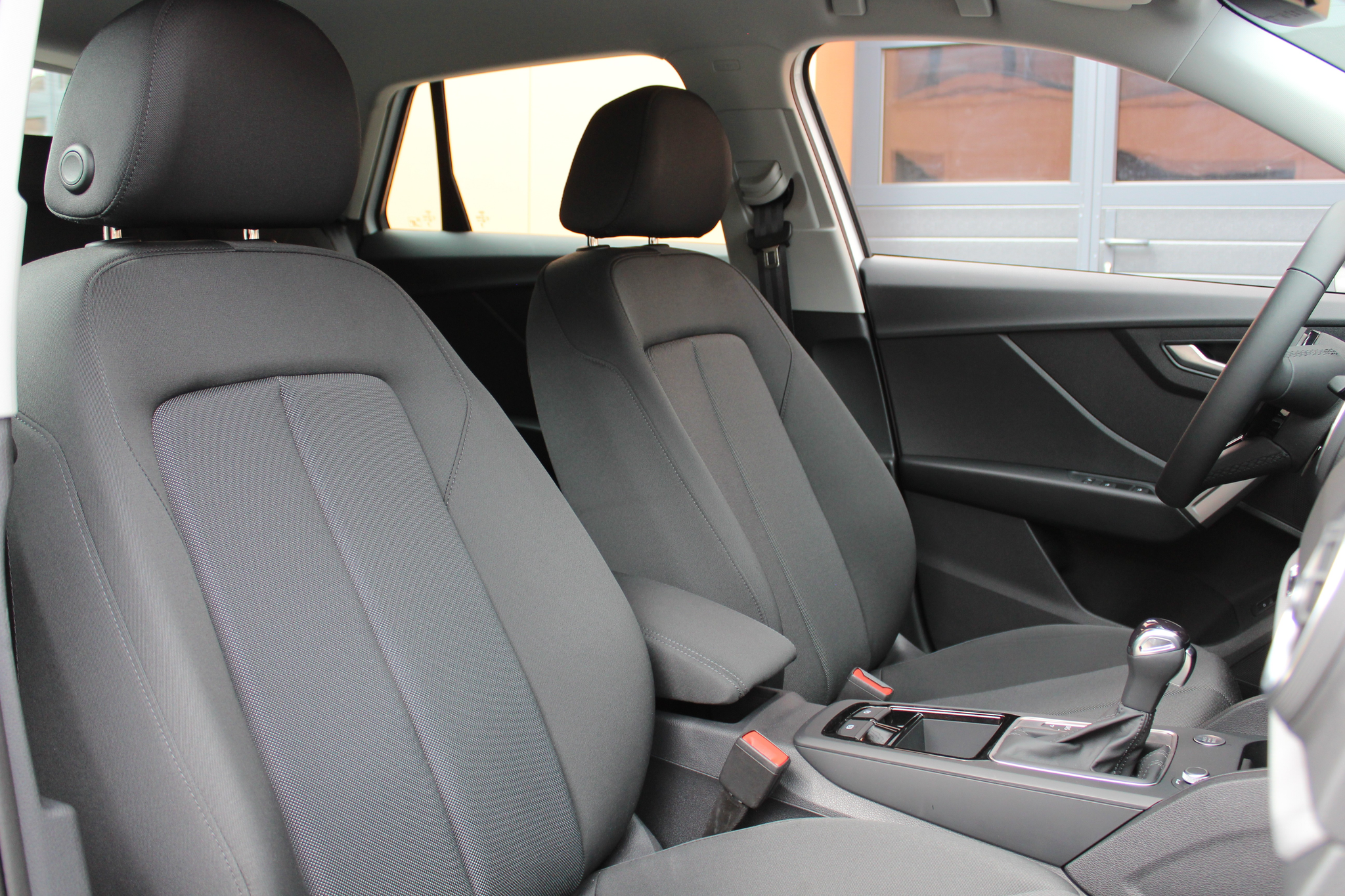 listing desktop thumbnail image 21