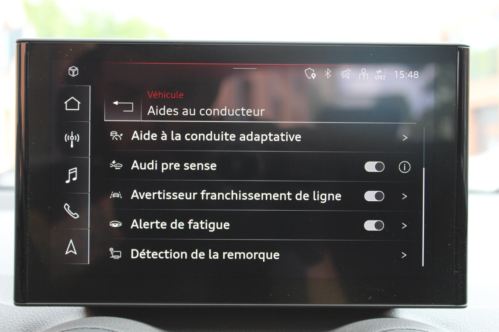 listing desktop thumbnail image 13