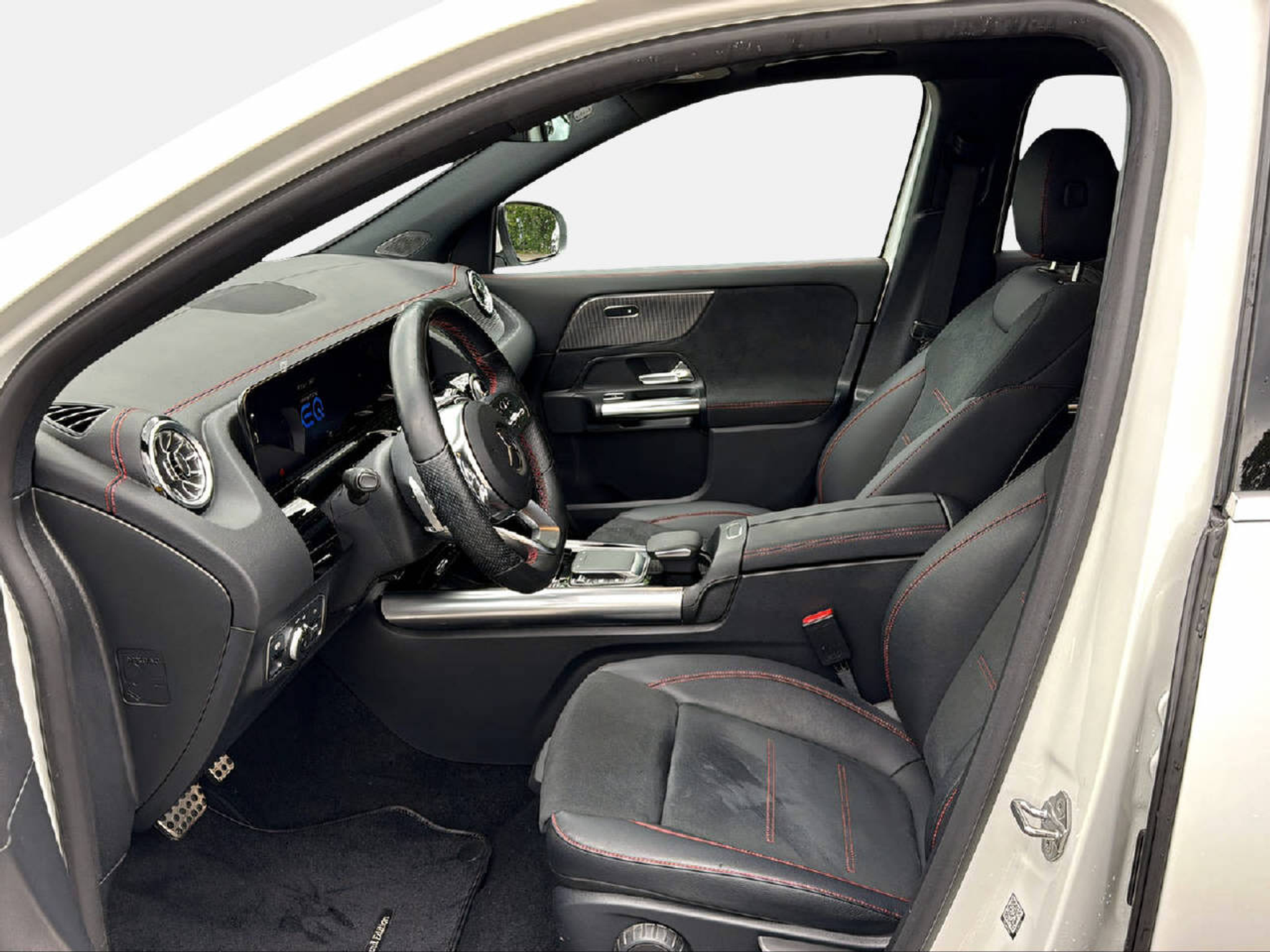 listing desktop thumbnail image 9