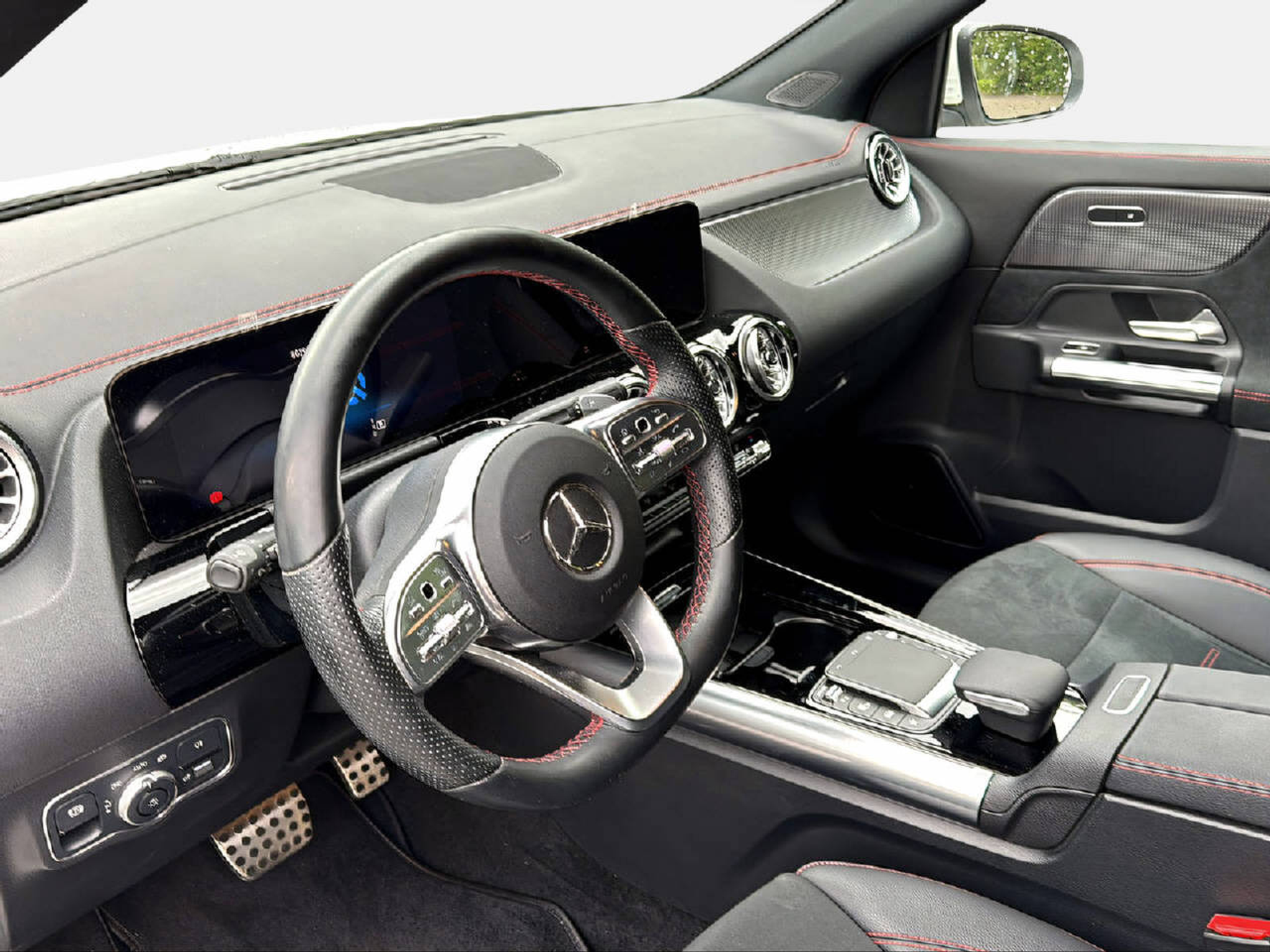 listing desktop thumbnail image 10