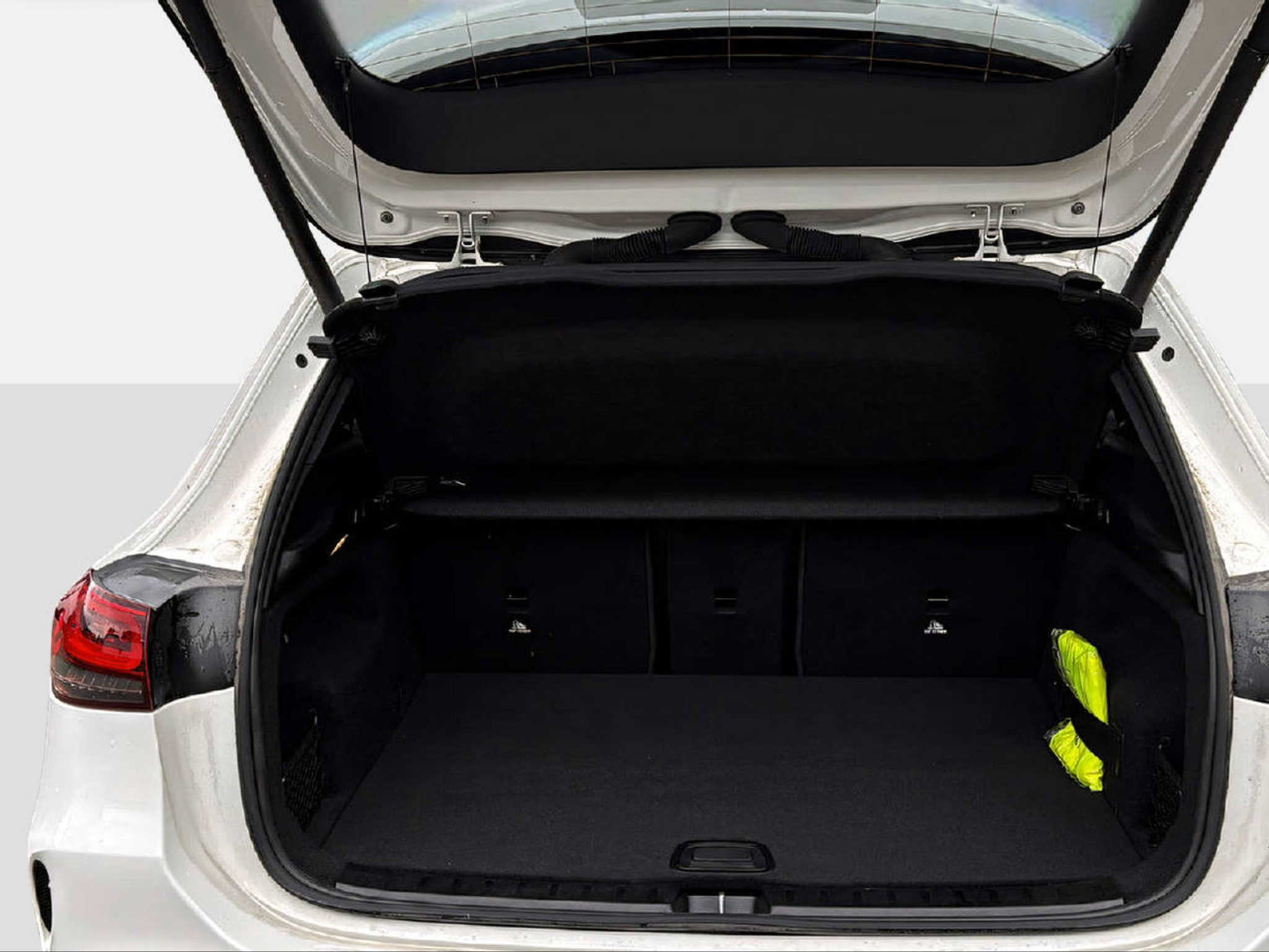 listing desktop thumbnail image 12