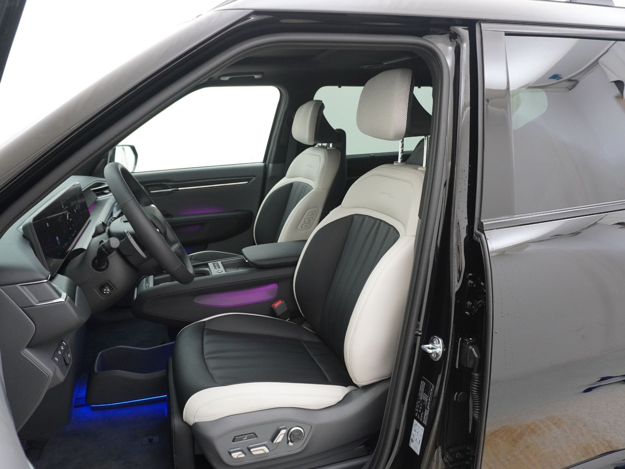 listing desktop thumbnail image 9