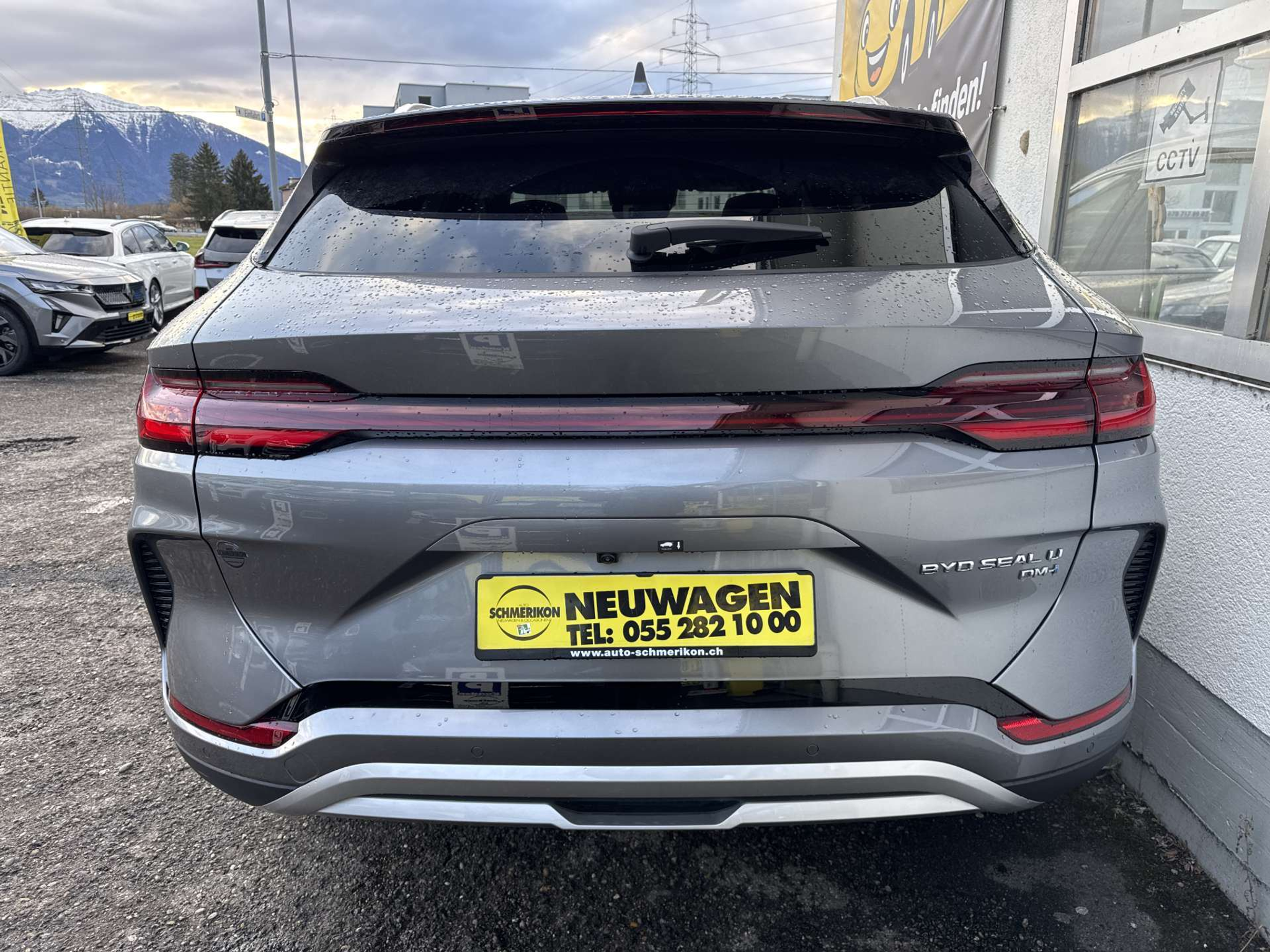 listing desktop thumbnail image 3