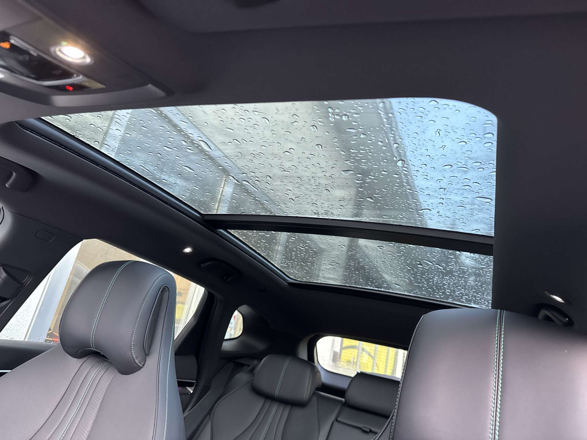 listing desktop thumbnail image 13