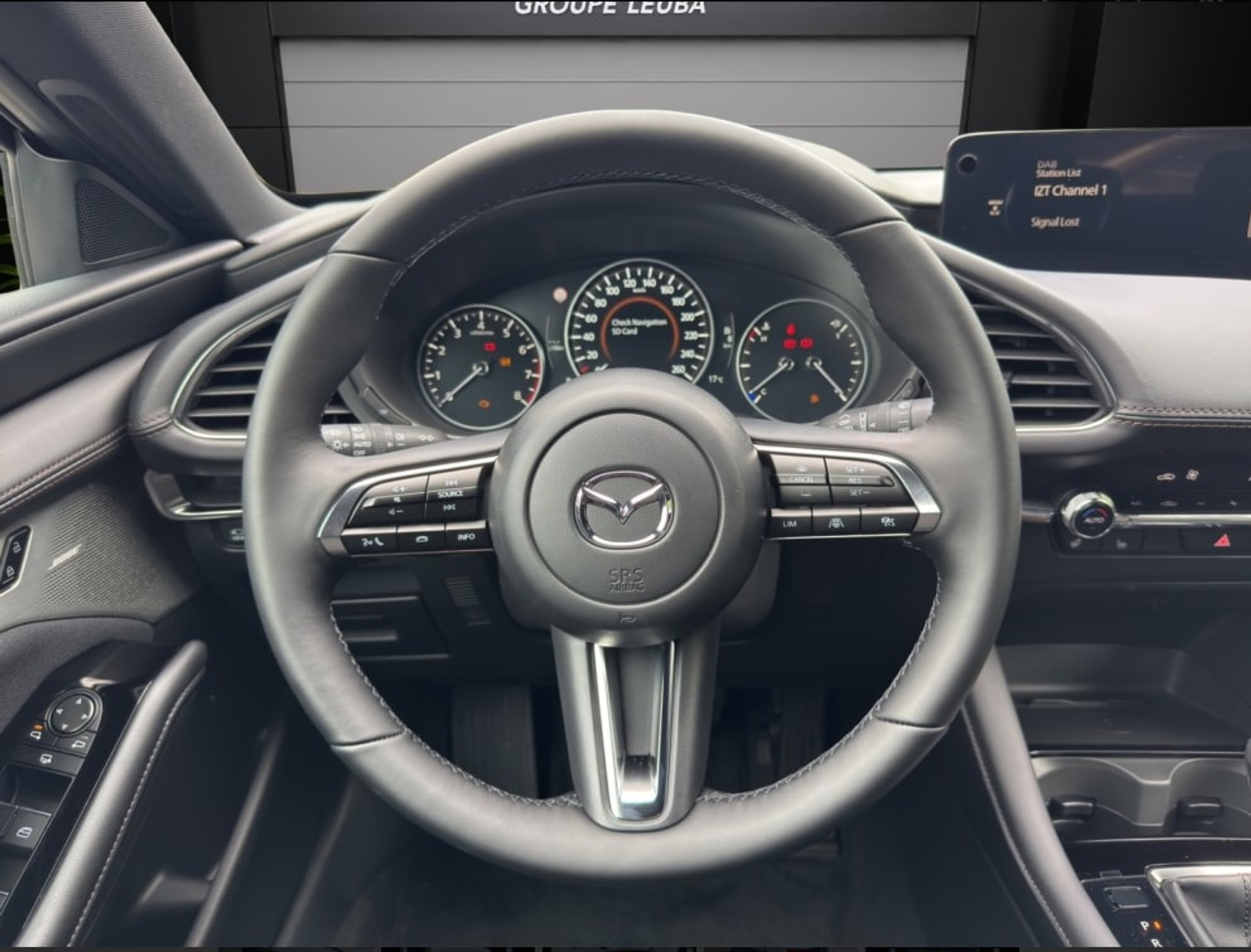 listing desktop thumbnail image 12