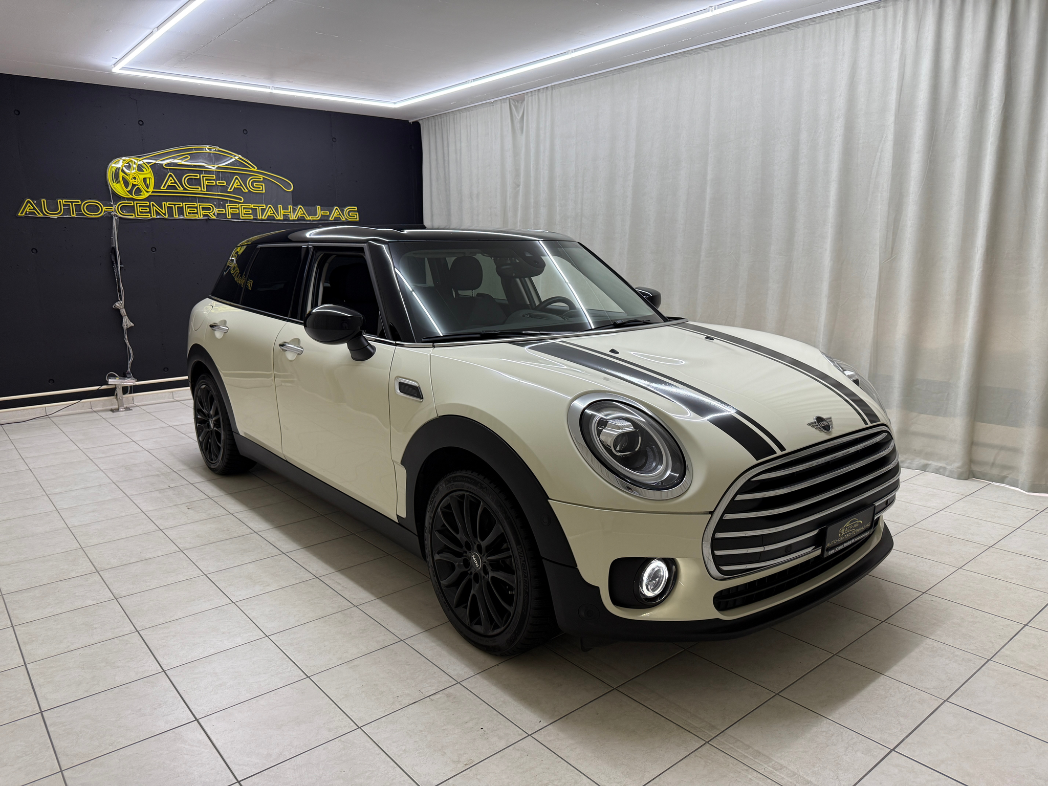 listing desktop thumbnail image 2