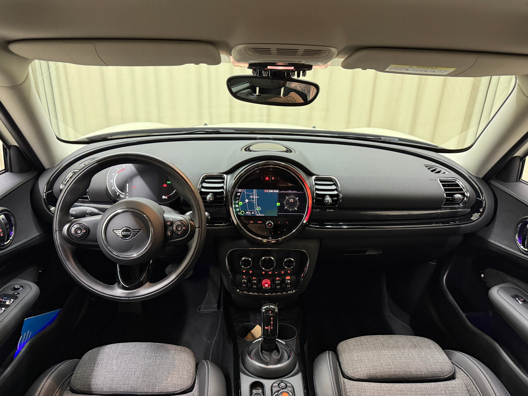 listing desktop thumbnail image 7