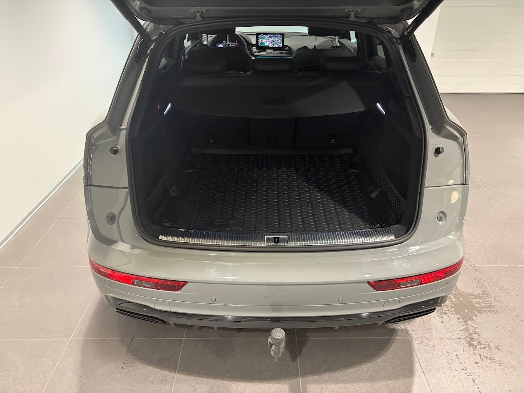 listing desktop thumbnail image 12