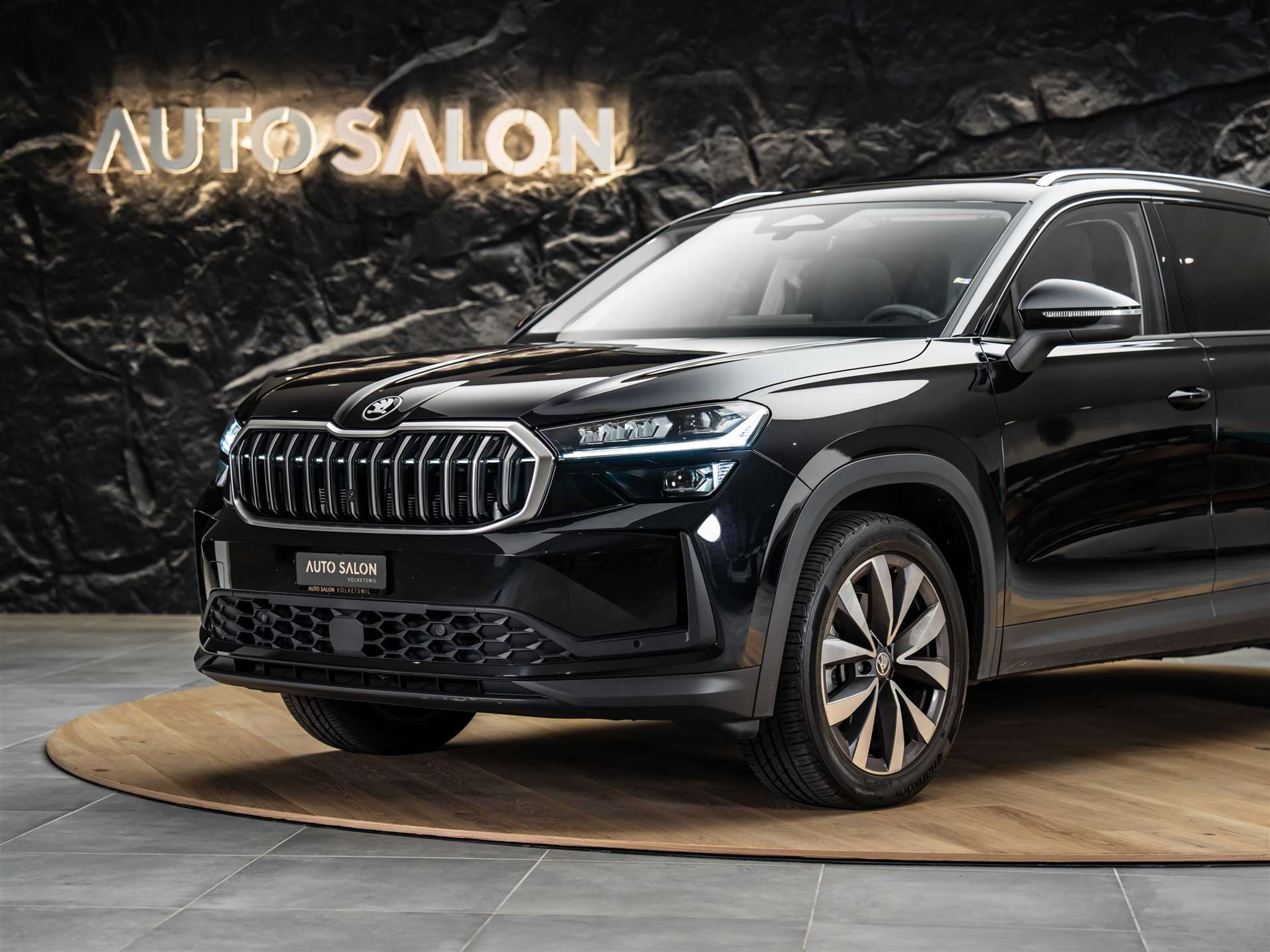 listing desktop thumbnail image 17