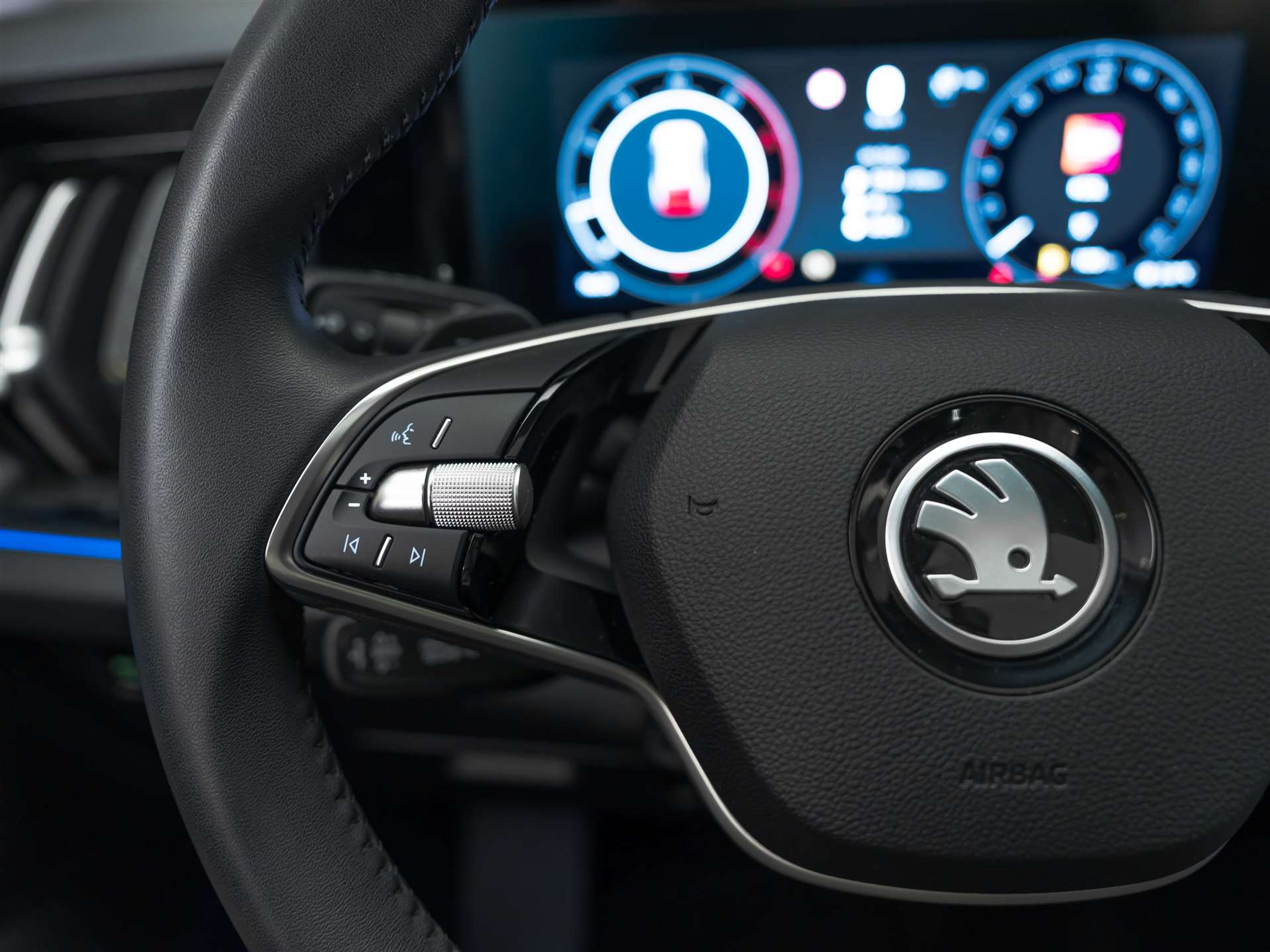 listing desktop thumbnail image 31