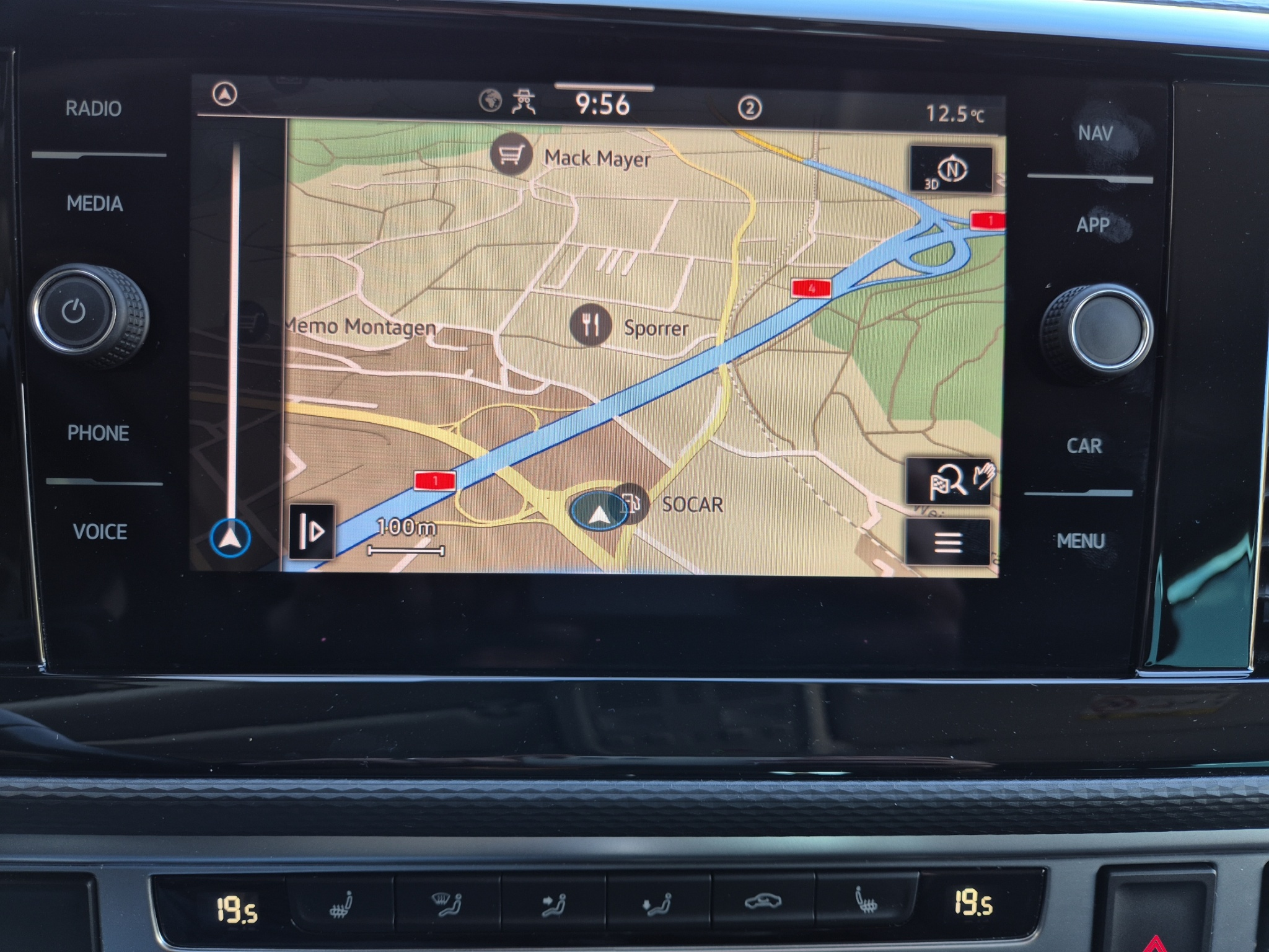 listing desktop thumbnail image 22