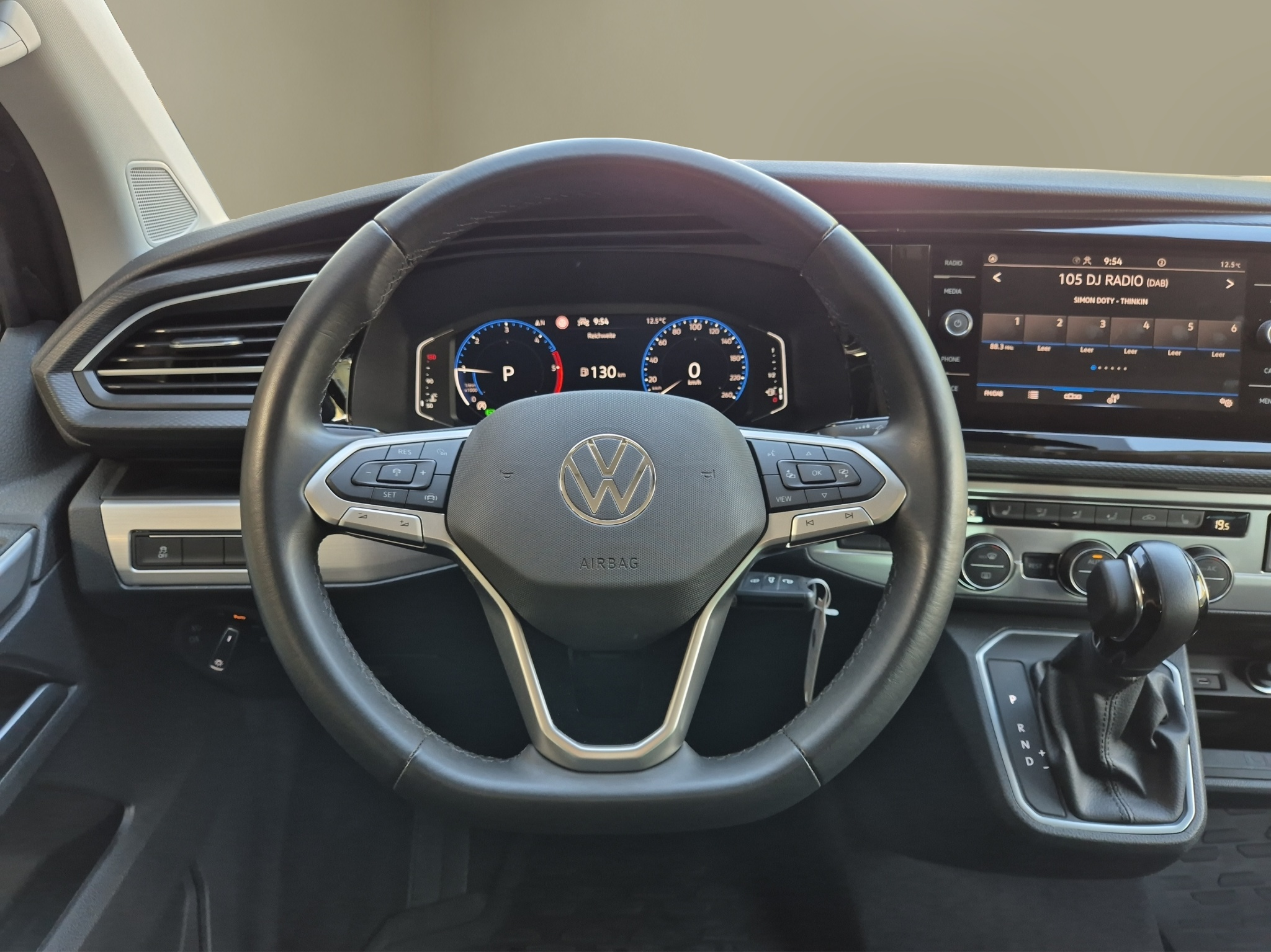 listing desktop thumbnail image 11