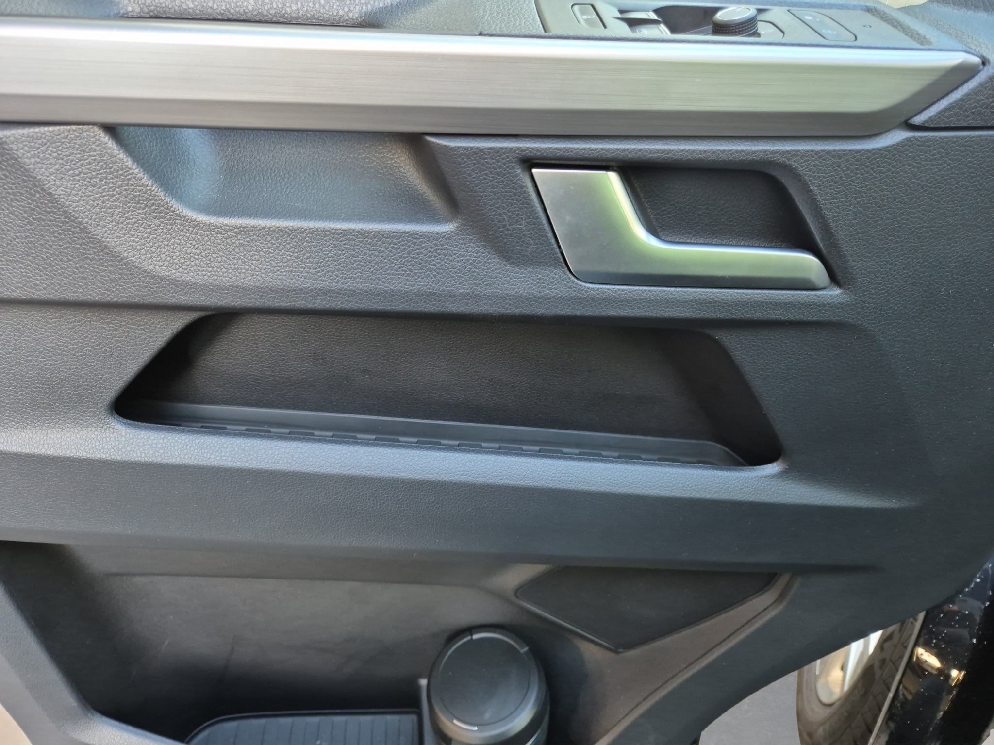 listing desktop thumbnail image 12